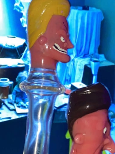 Preview pic of beavis and butthead bubbler