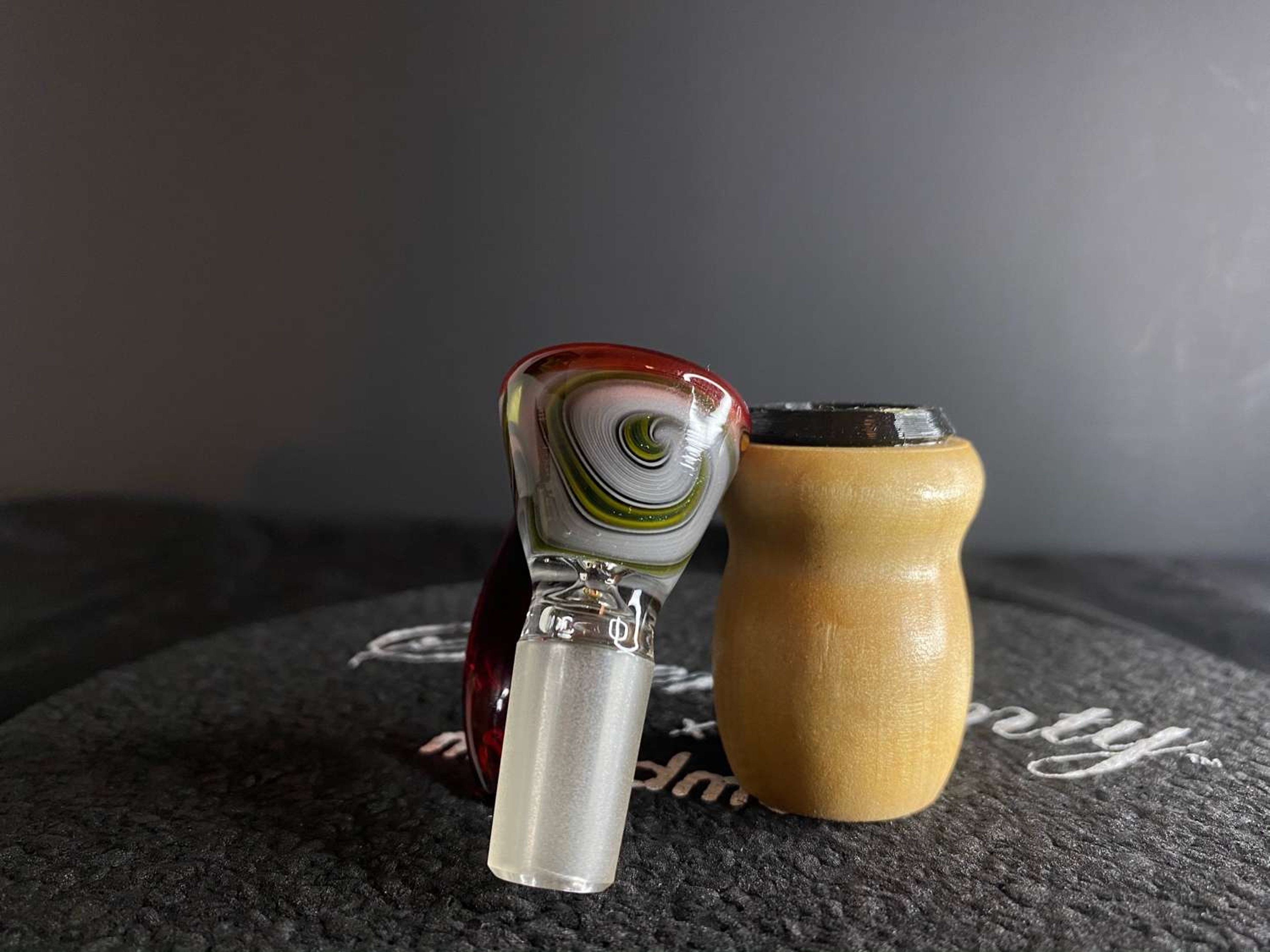 Mohawk glass 14/1 image 0