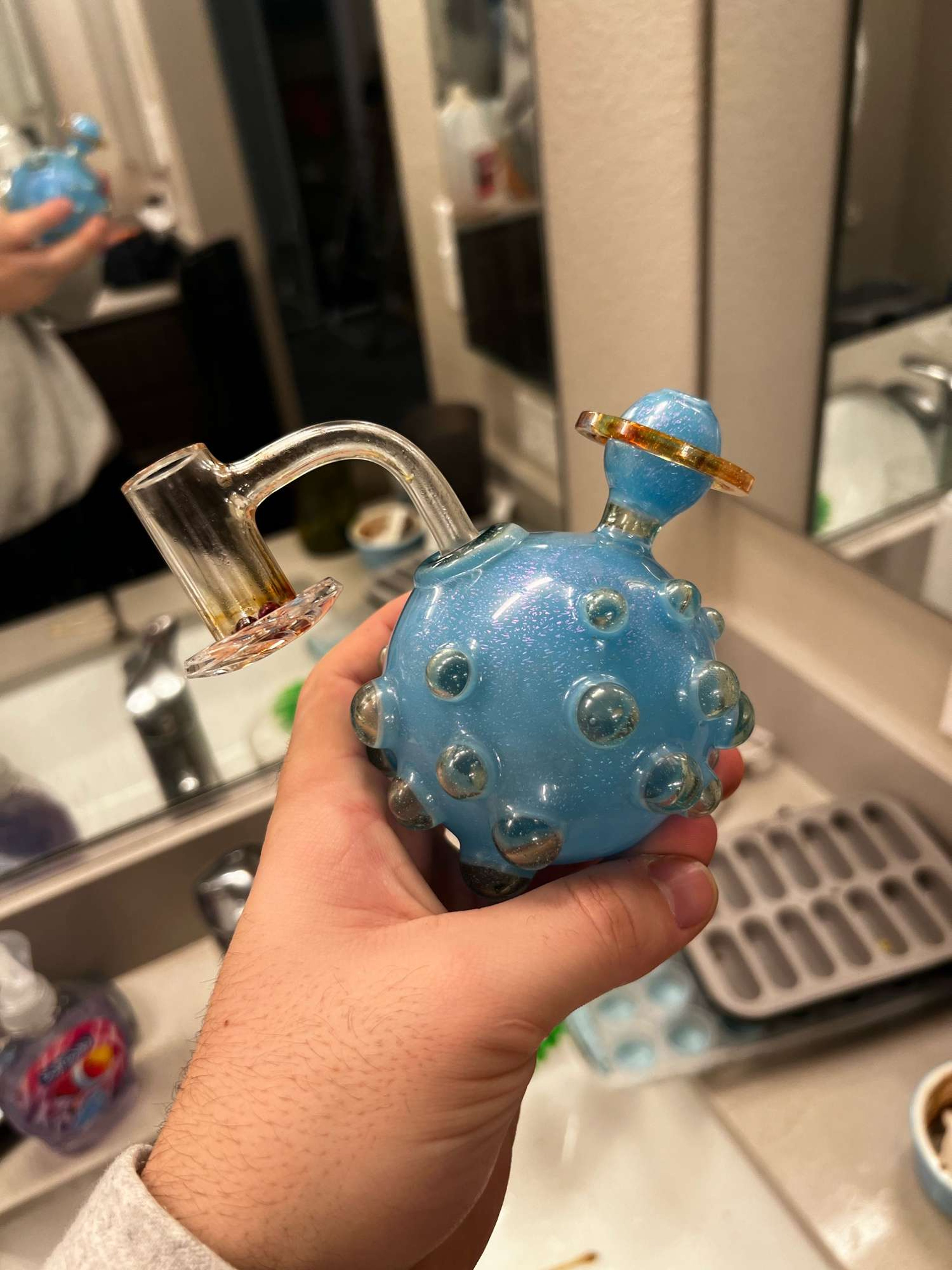 Preview pic of Bhaller glass orb