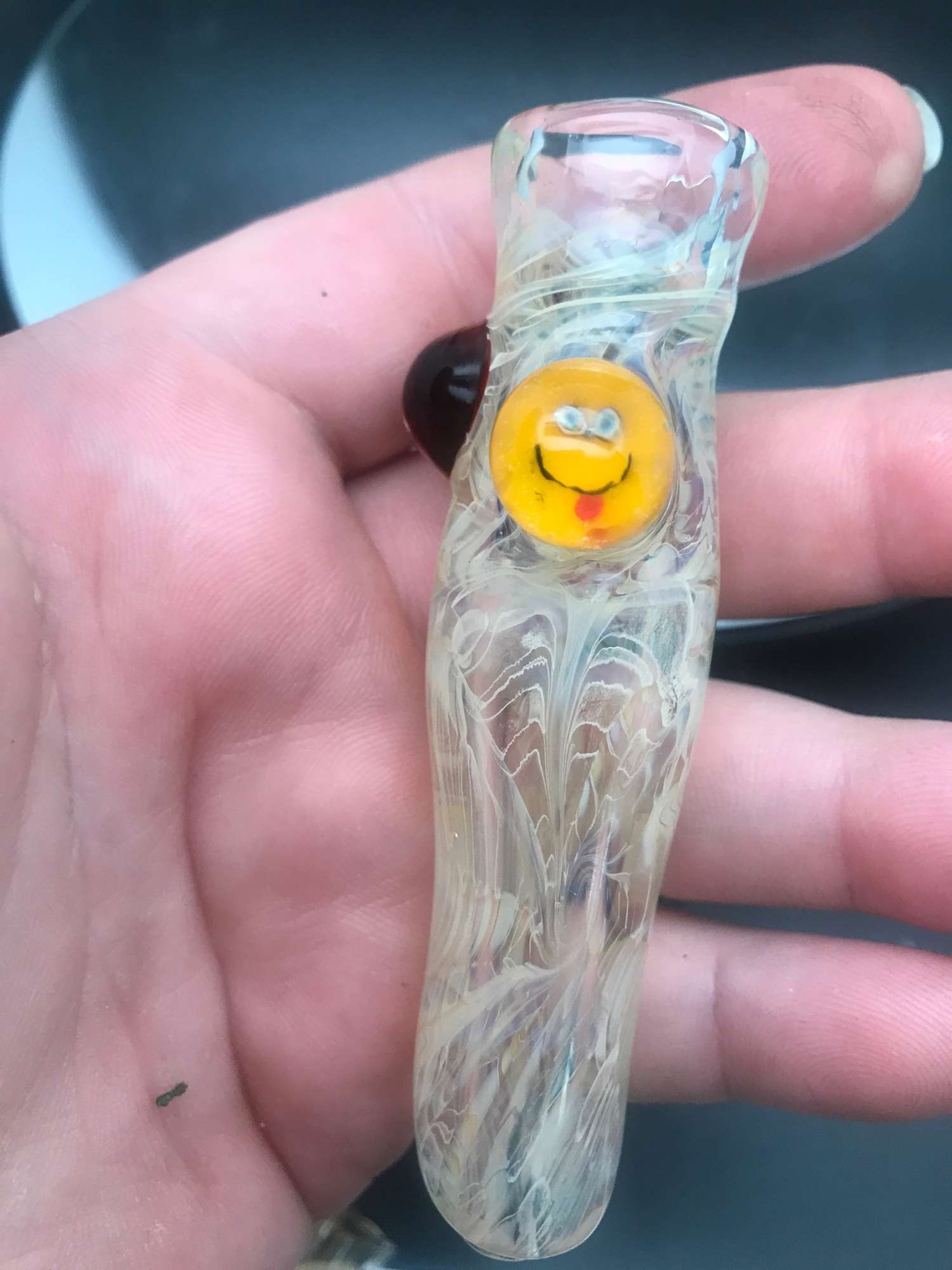 Preview pic of Happy face chillum one hitter