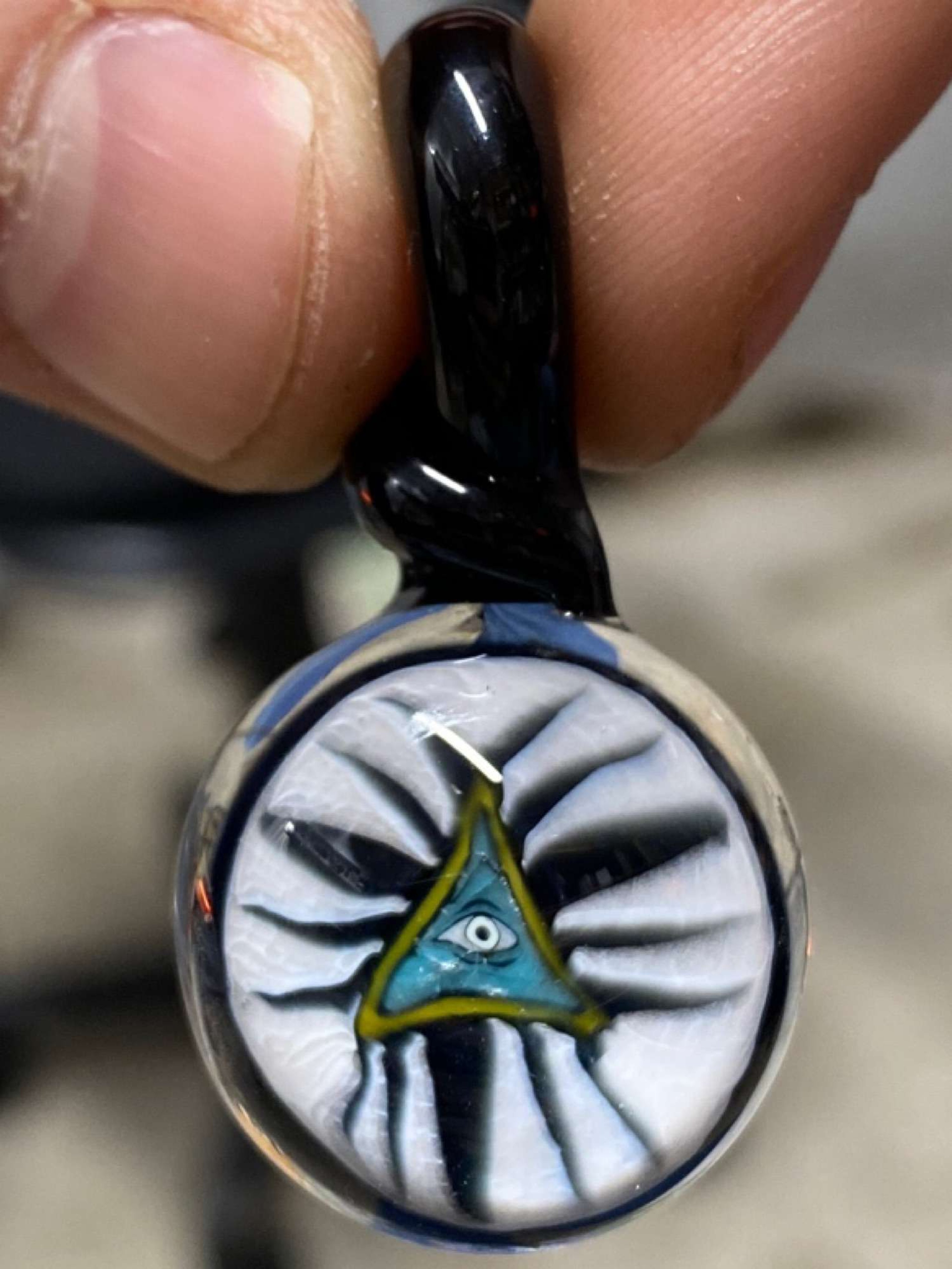 Preview pic of Milli pendant 