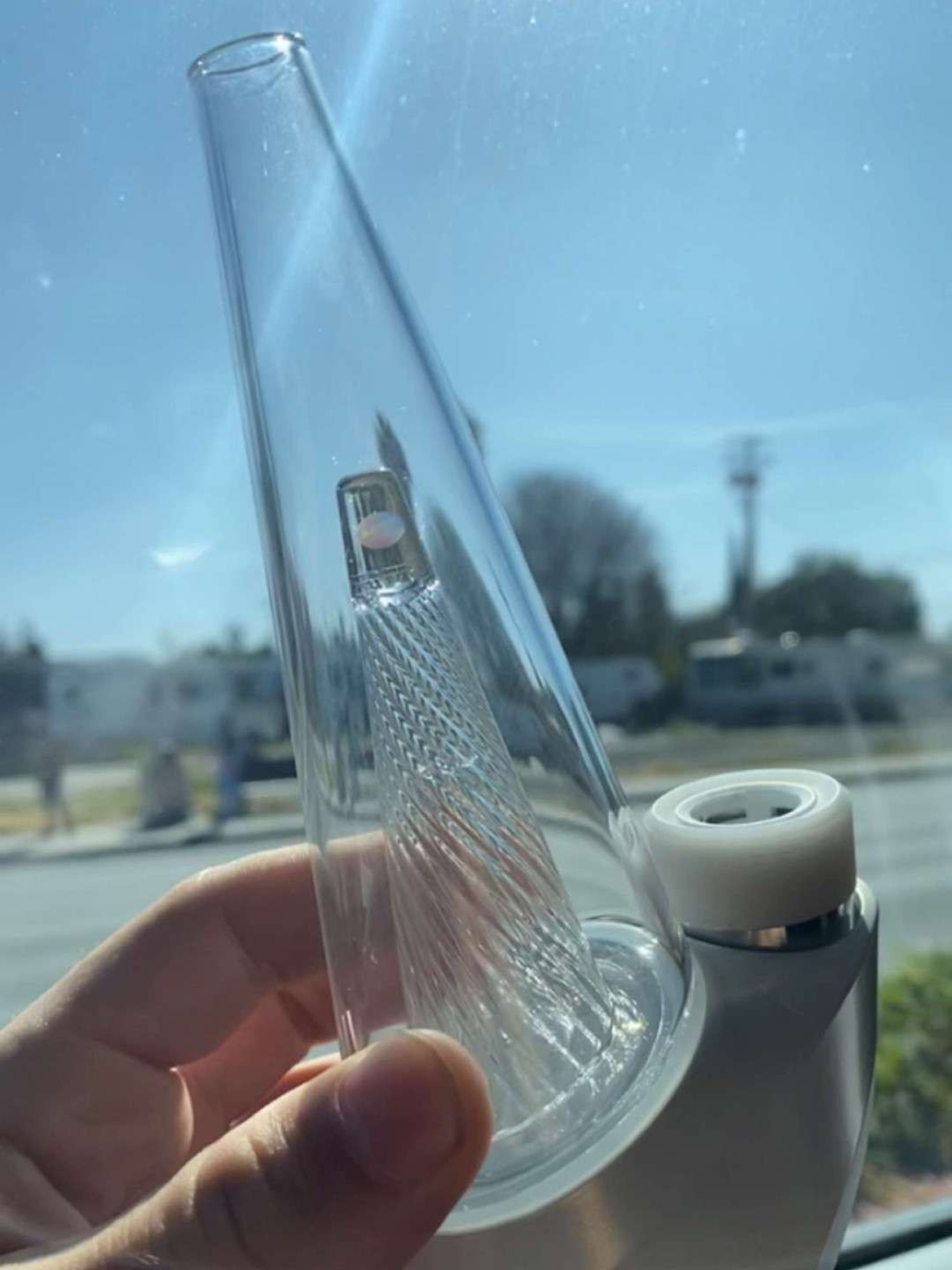 Preview pic of Puffco Peak Pro Opal Edition