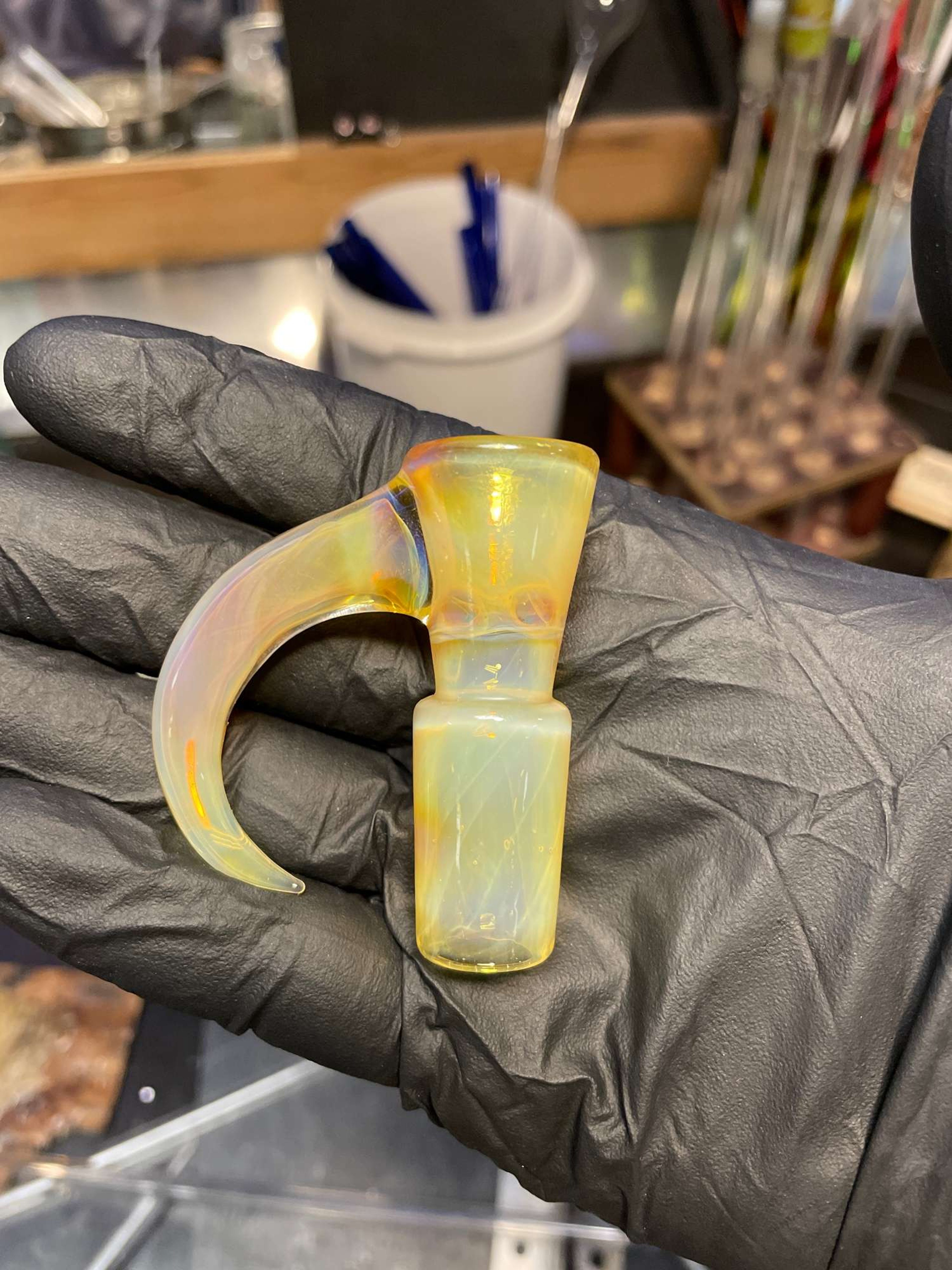 Preview pic of UreGlass 18mm 4 hole Fw ap/ns yellow