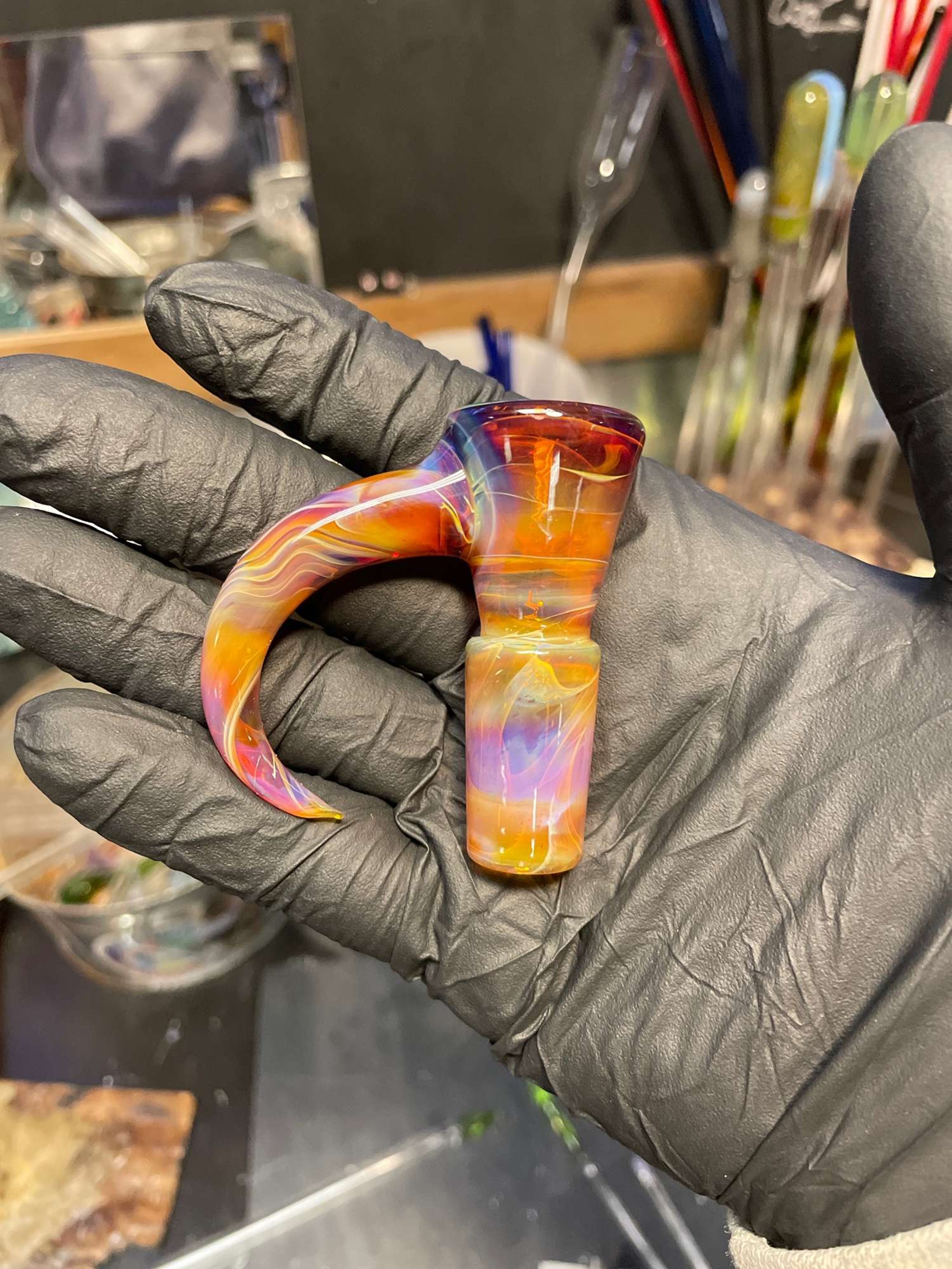 Preview pic of UreGlass 18mm 4hole Fw amber purple