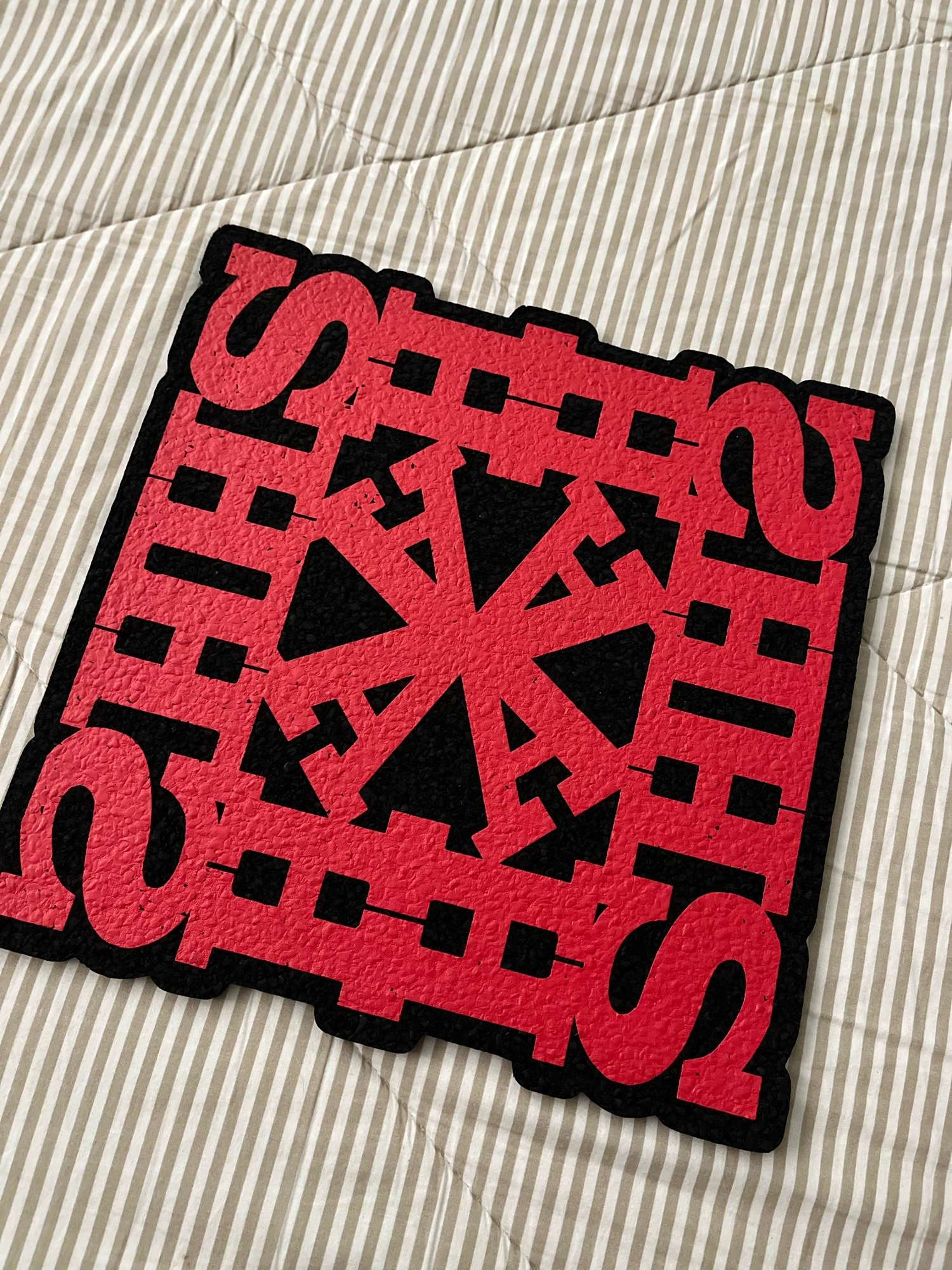 Preview pic of Hash mood mat