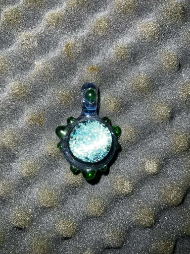 Preview pic of Based glass pendant pink uv