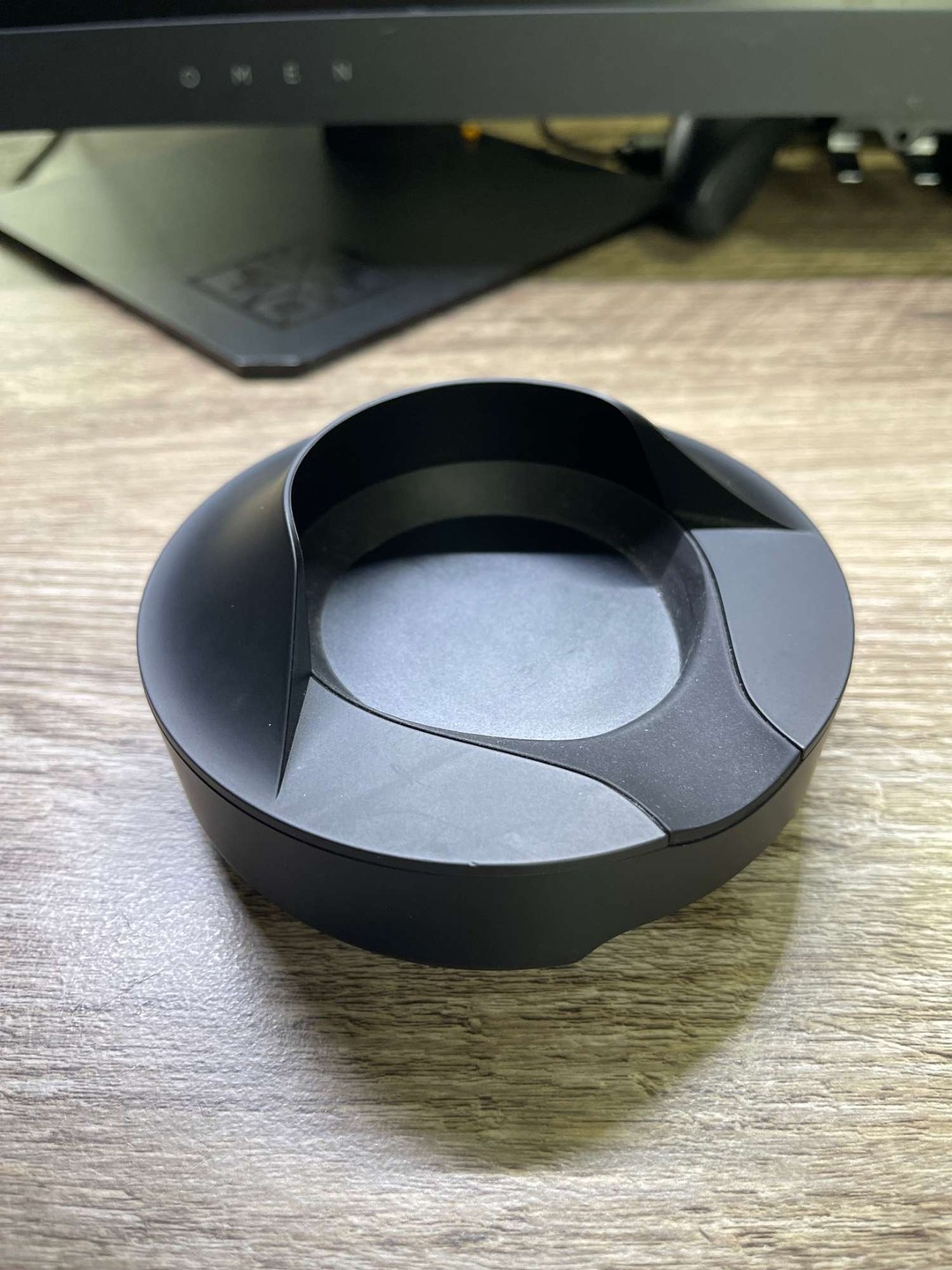 Puffco Peak Pro Wireless Charging Base image 0