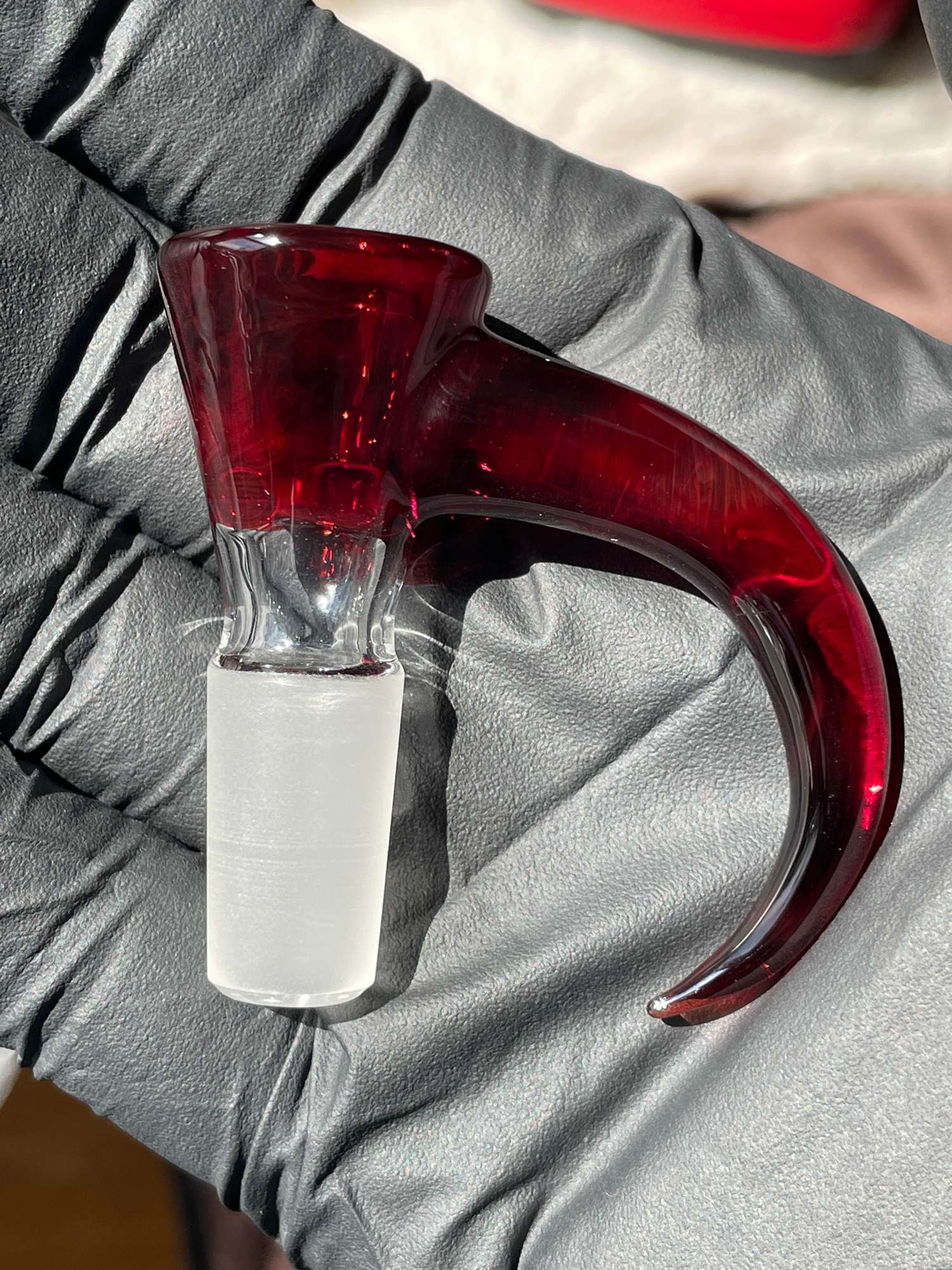 Preview pic of UreGlass 14mm 4 hole half blood