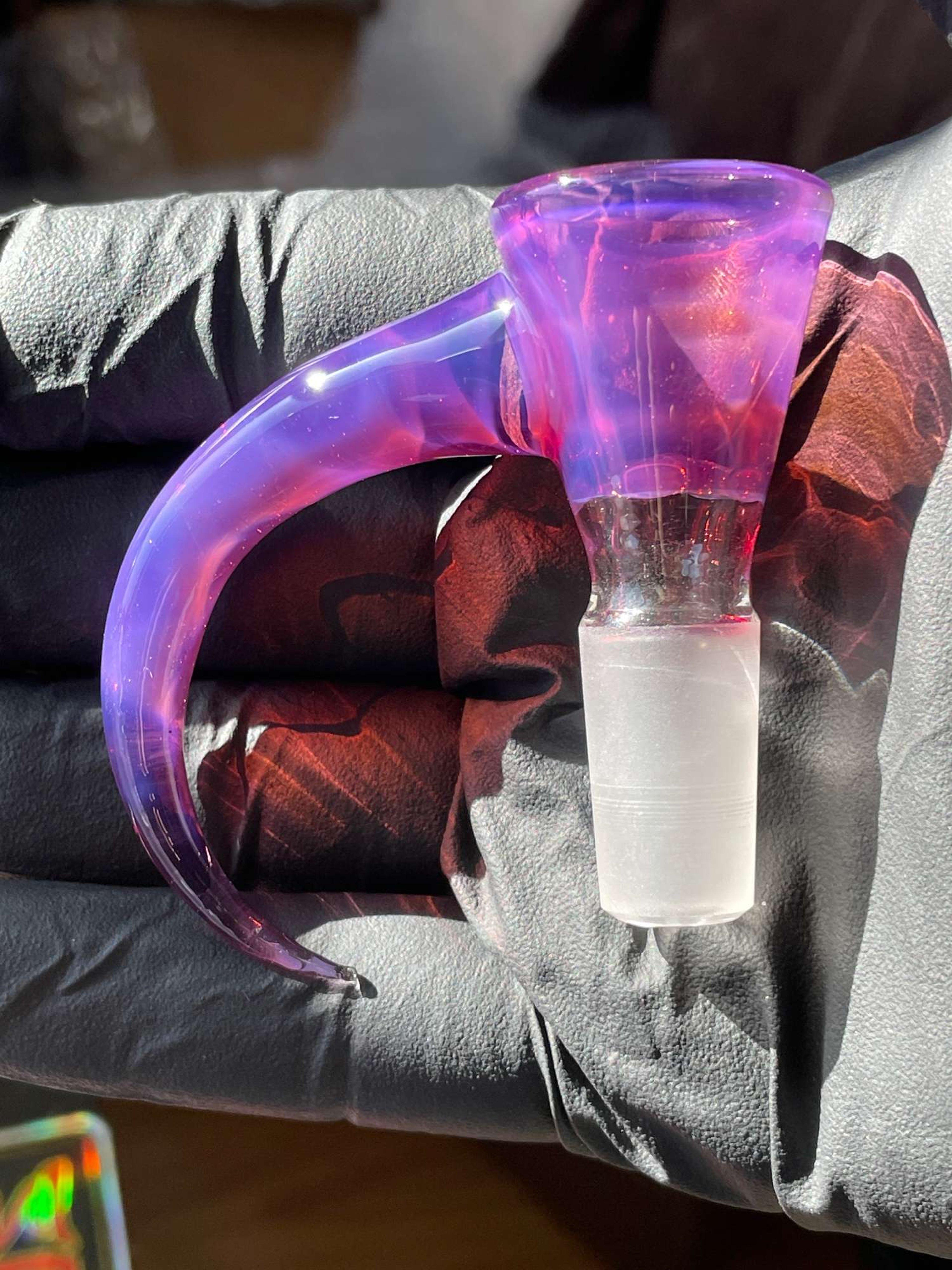 Preview pic of UreGlass 14mm 4 hole slide