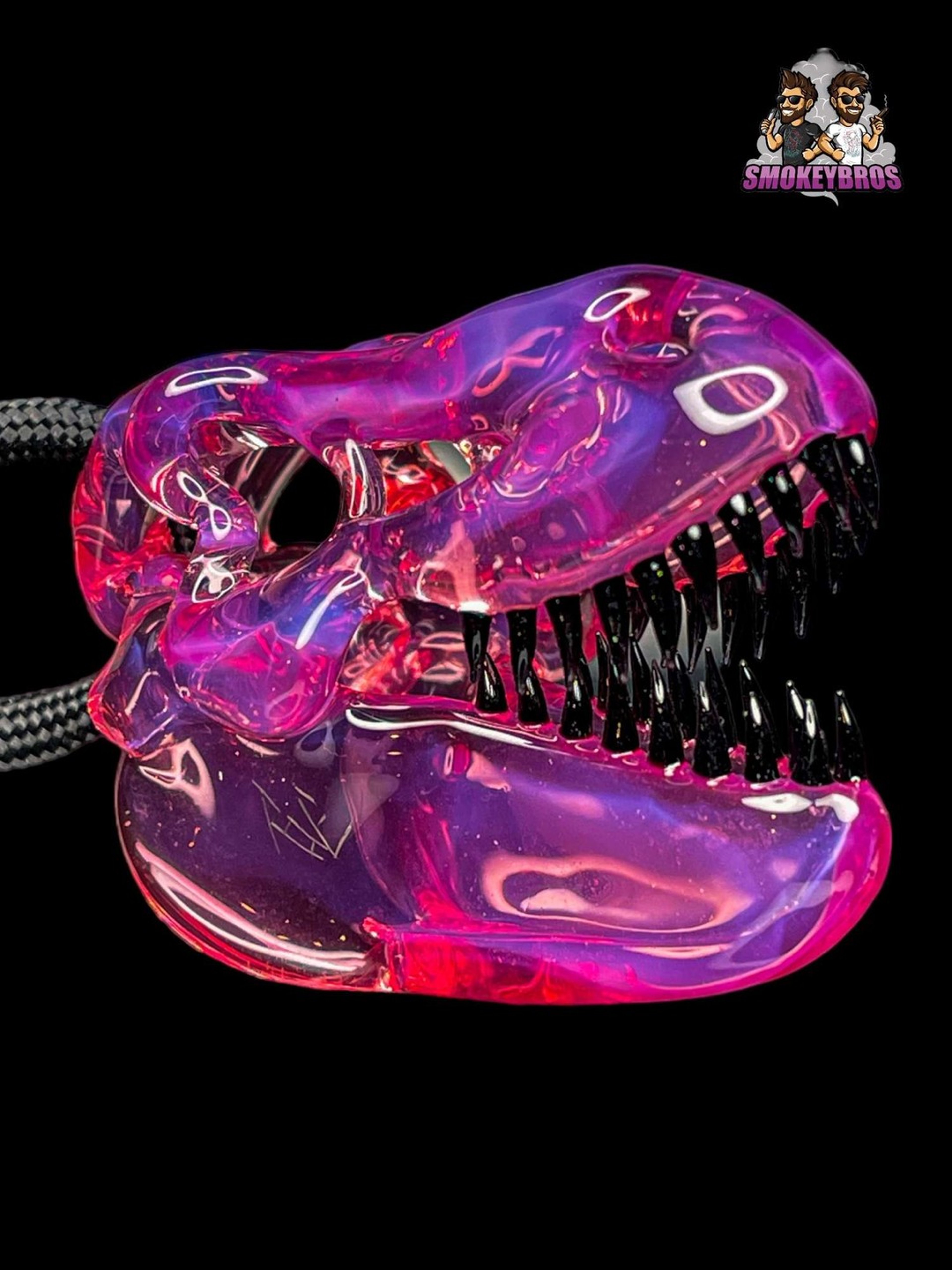 Roe Glass: Telemagenta image 0