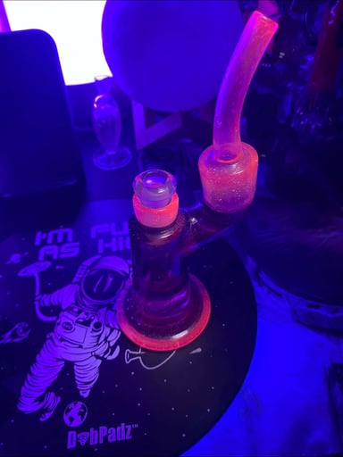 Preview pic of Emerald OG Full Color Glostick Grape UV Trubbler Rig