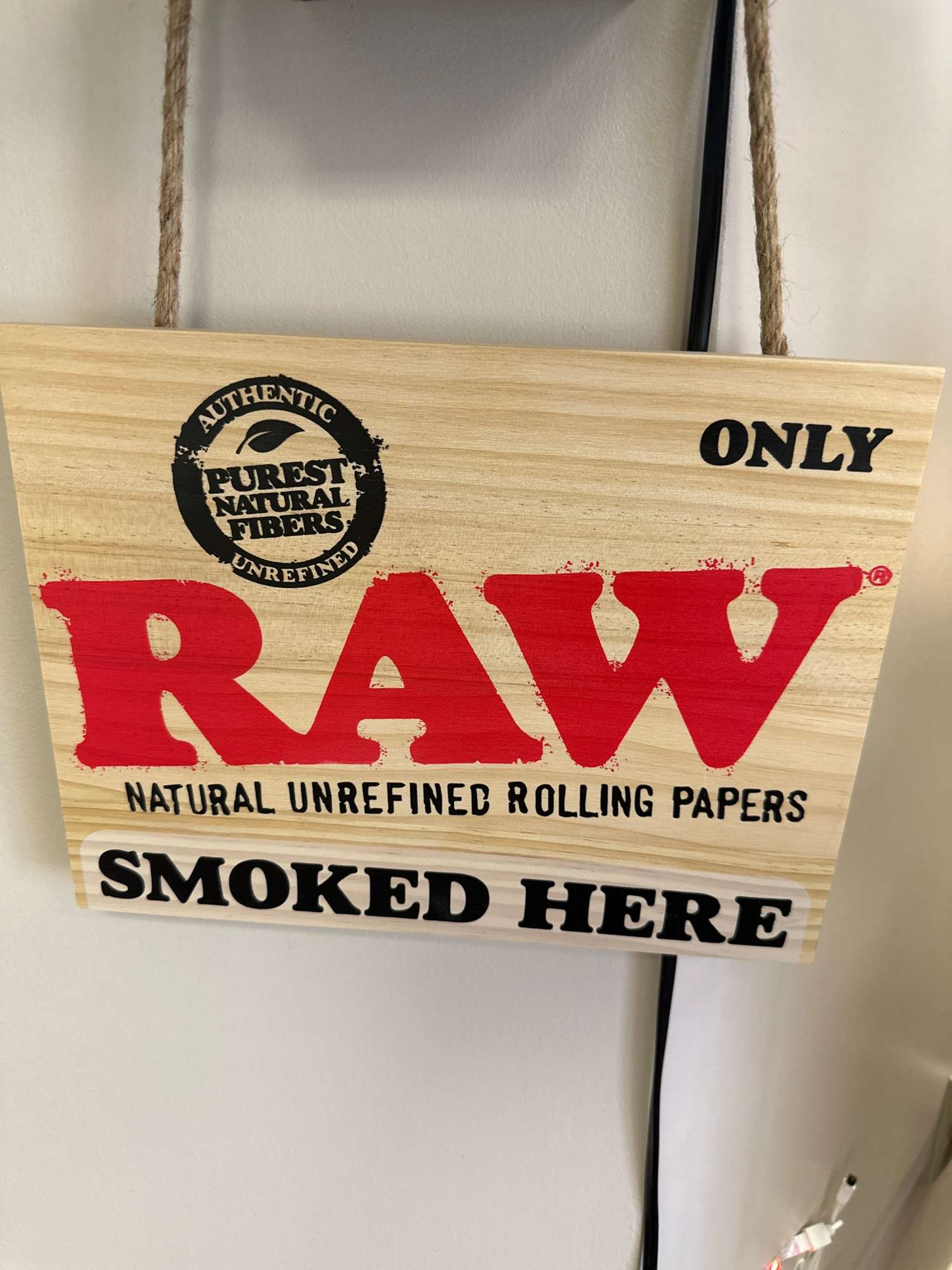 Preview pic of RAW , wood sign 