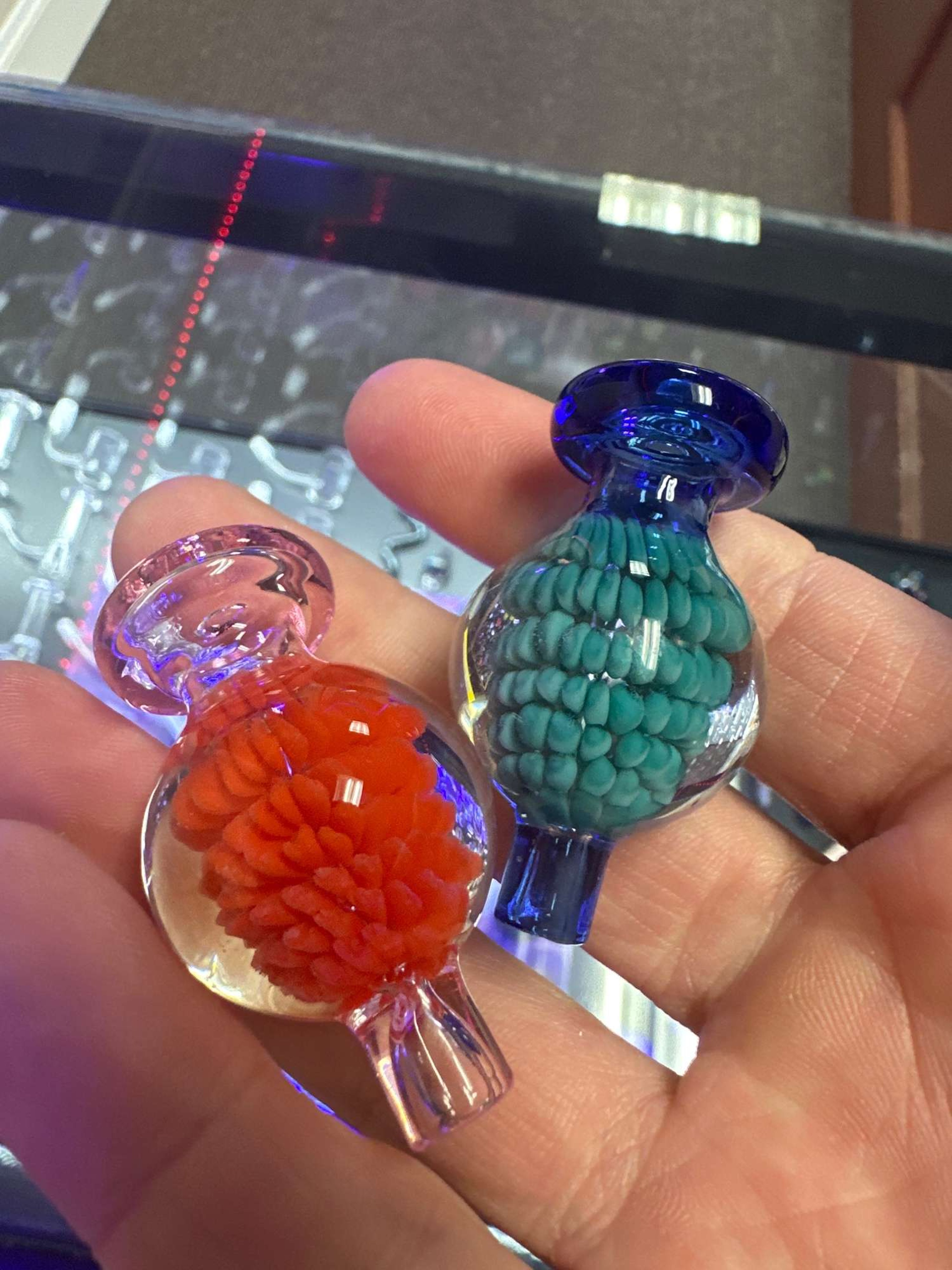 Preview pic of 2 CAPS