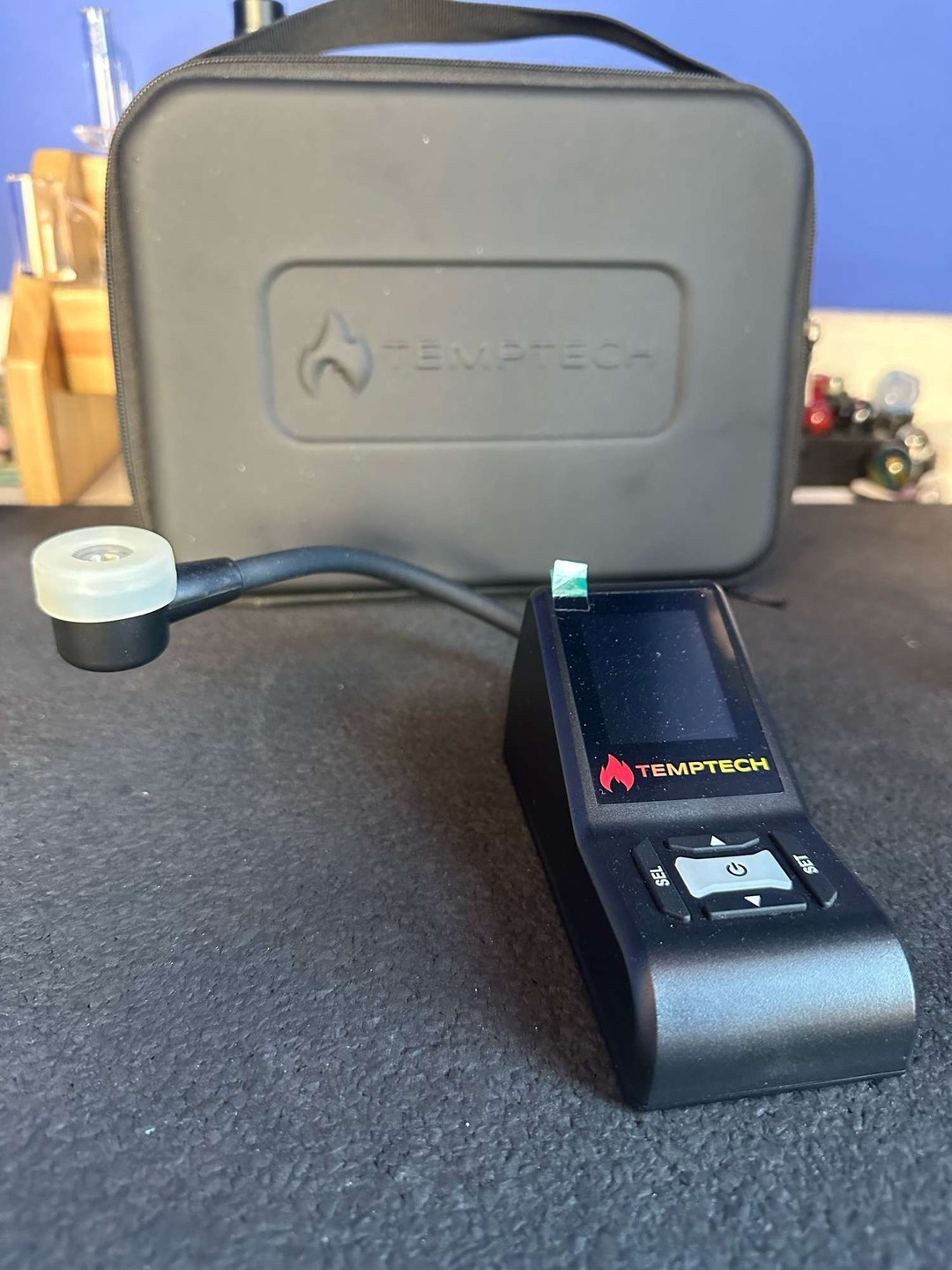 9/10 condition TempTech Flex image 0