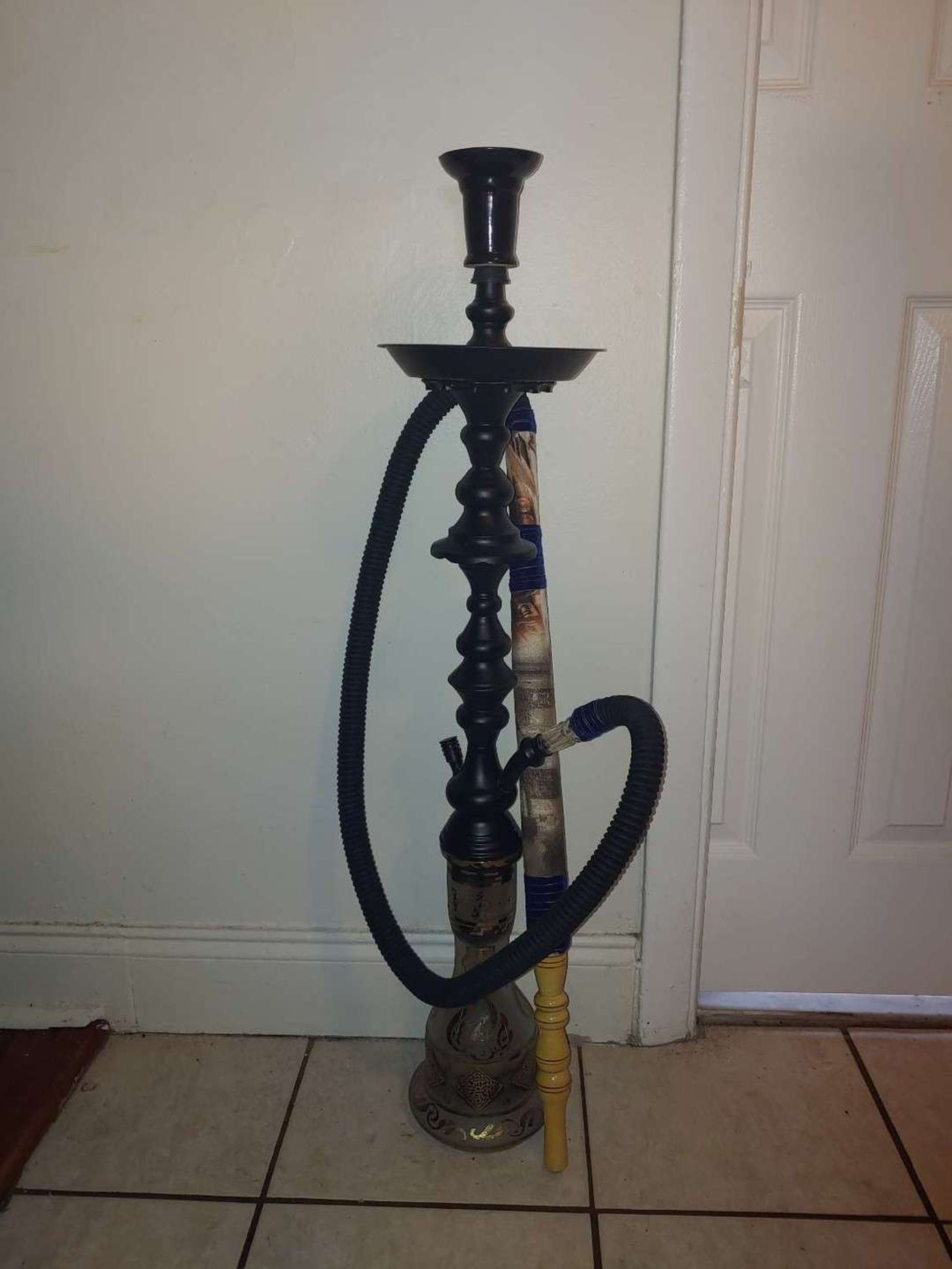 Preview pic of Khalil Mamoon Black Sultan Hookah