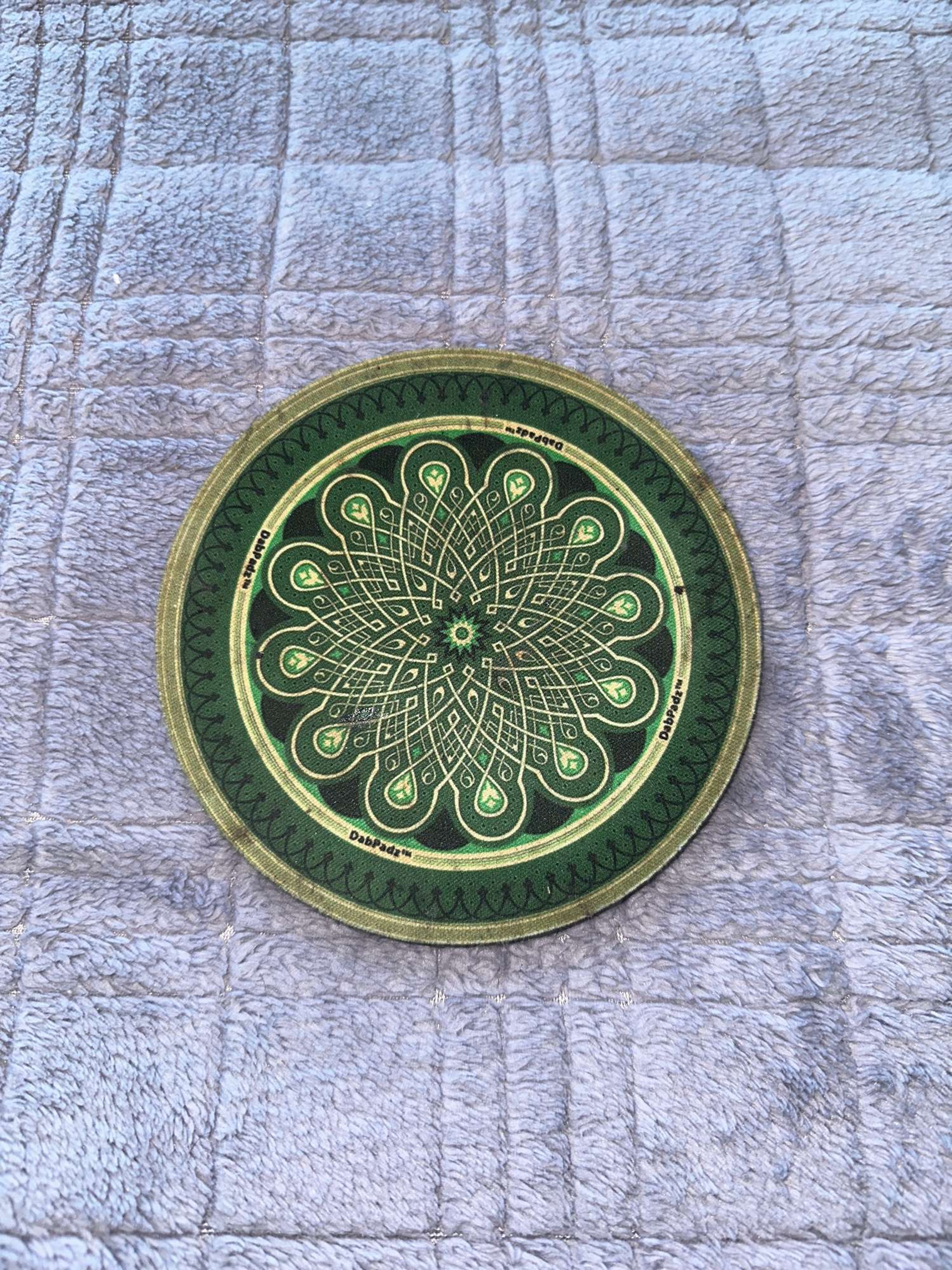 Preview pic of *used* Green Dabpadz 