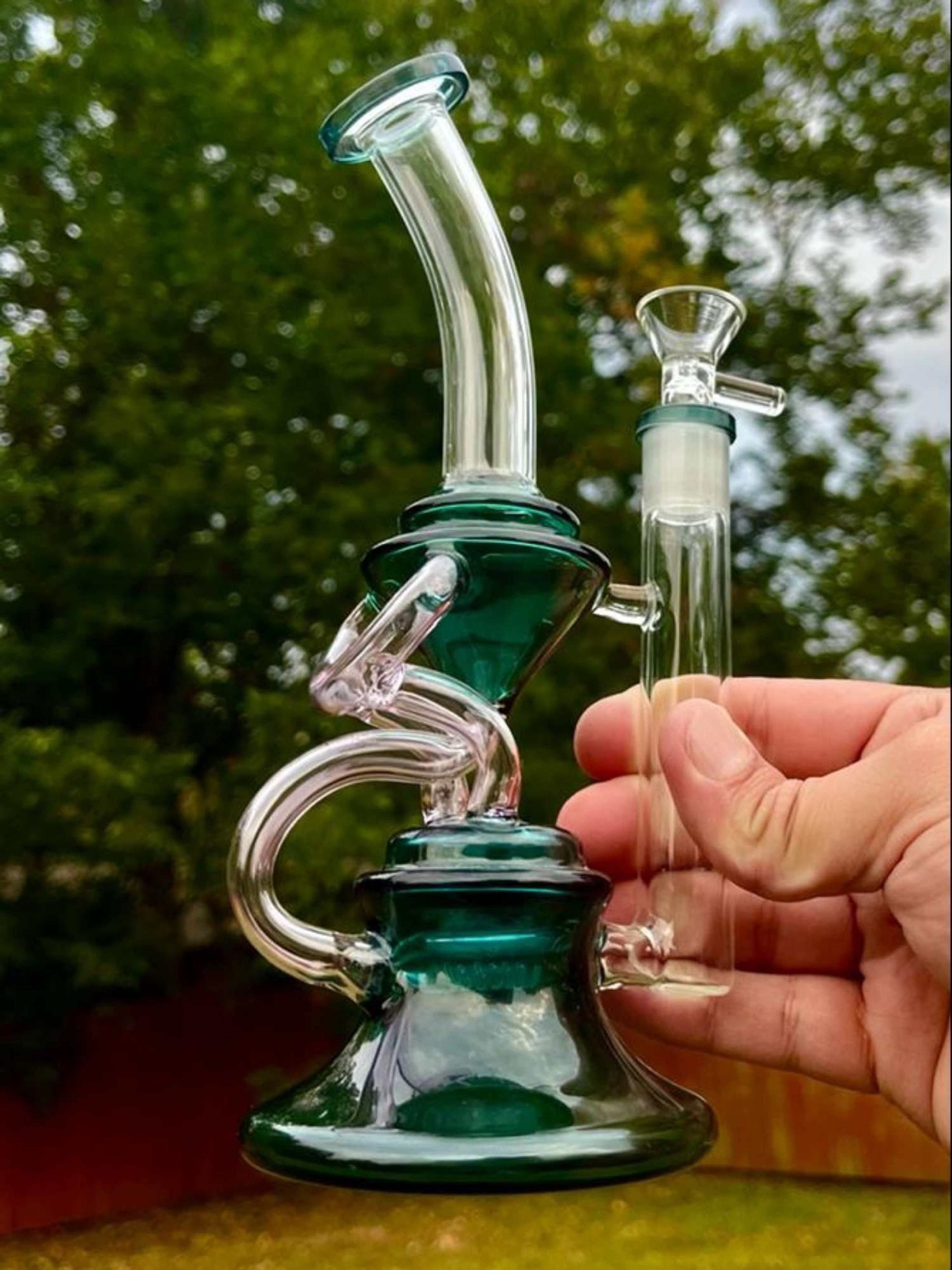 Preview pic of 9 inch Glass Recycler Bong Rig 