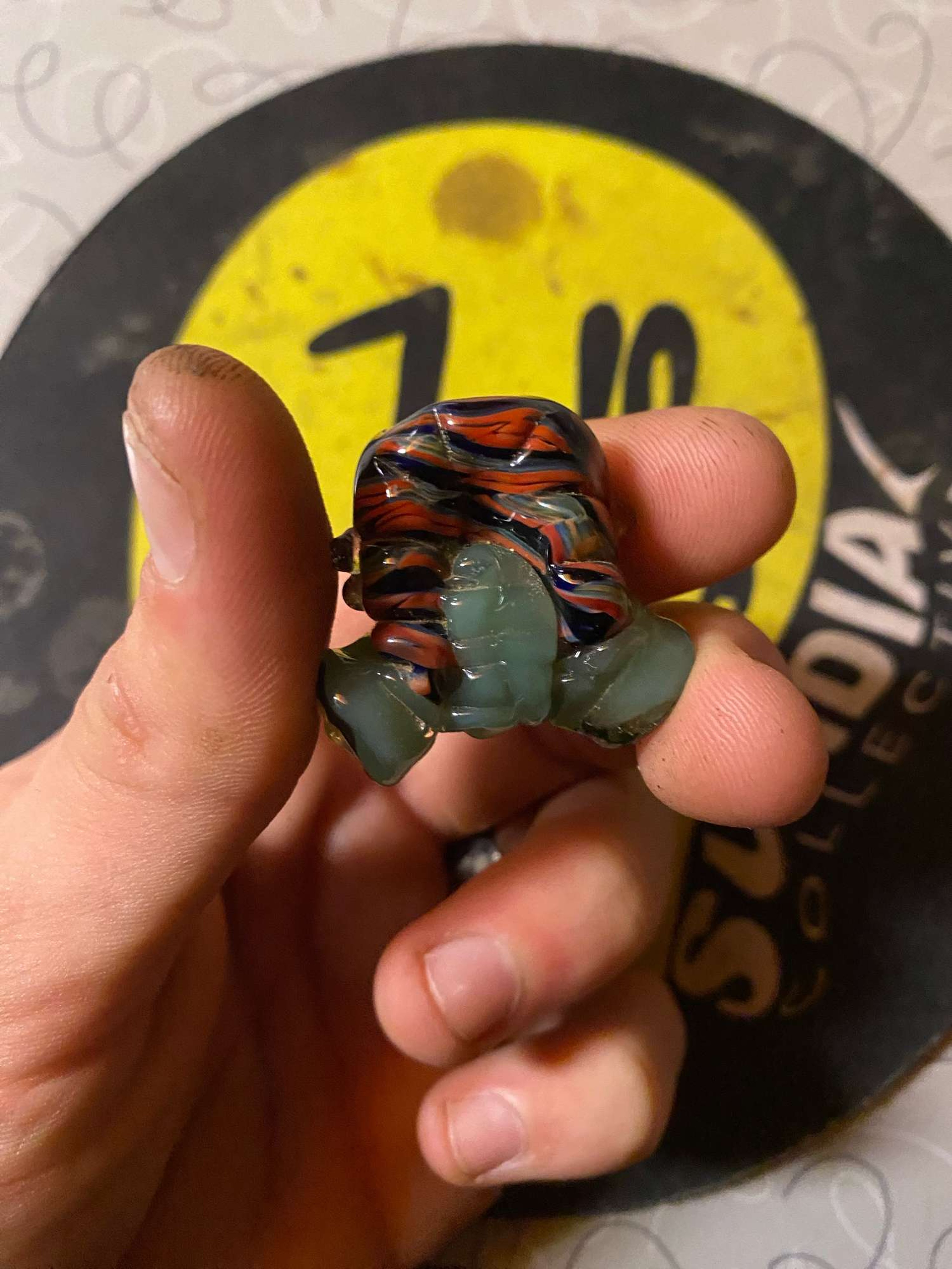 UV gas mask pendant image 0