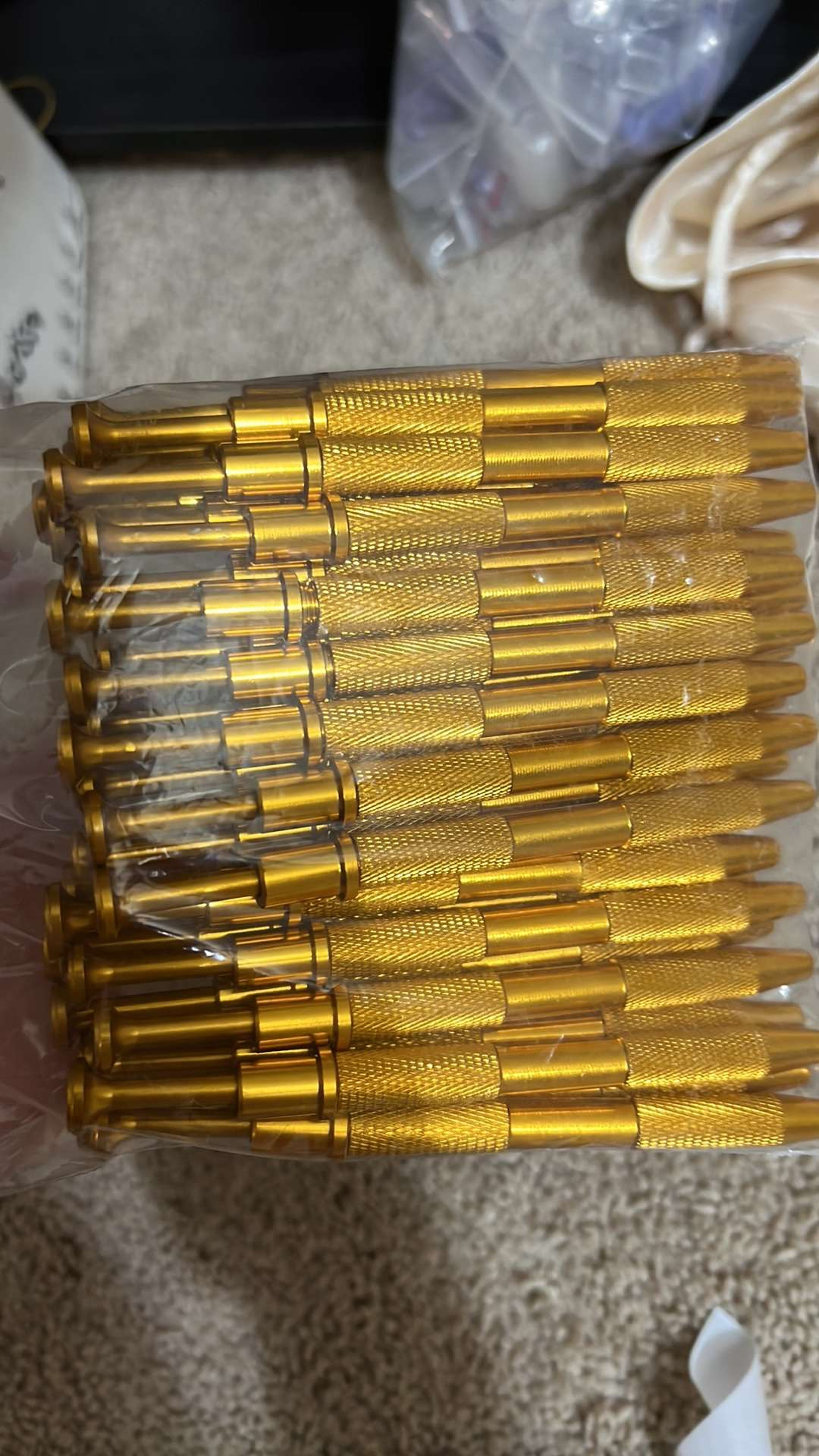 Preview pic of pearl grabbers