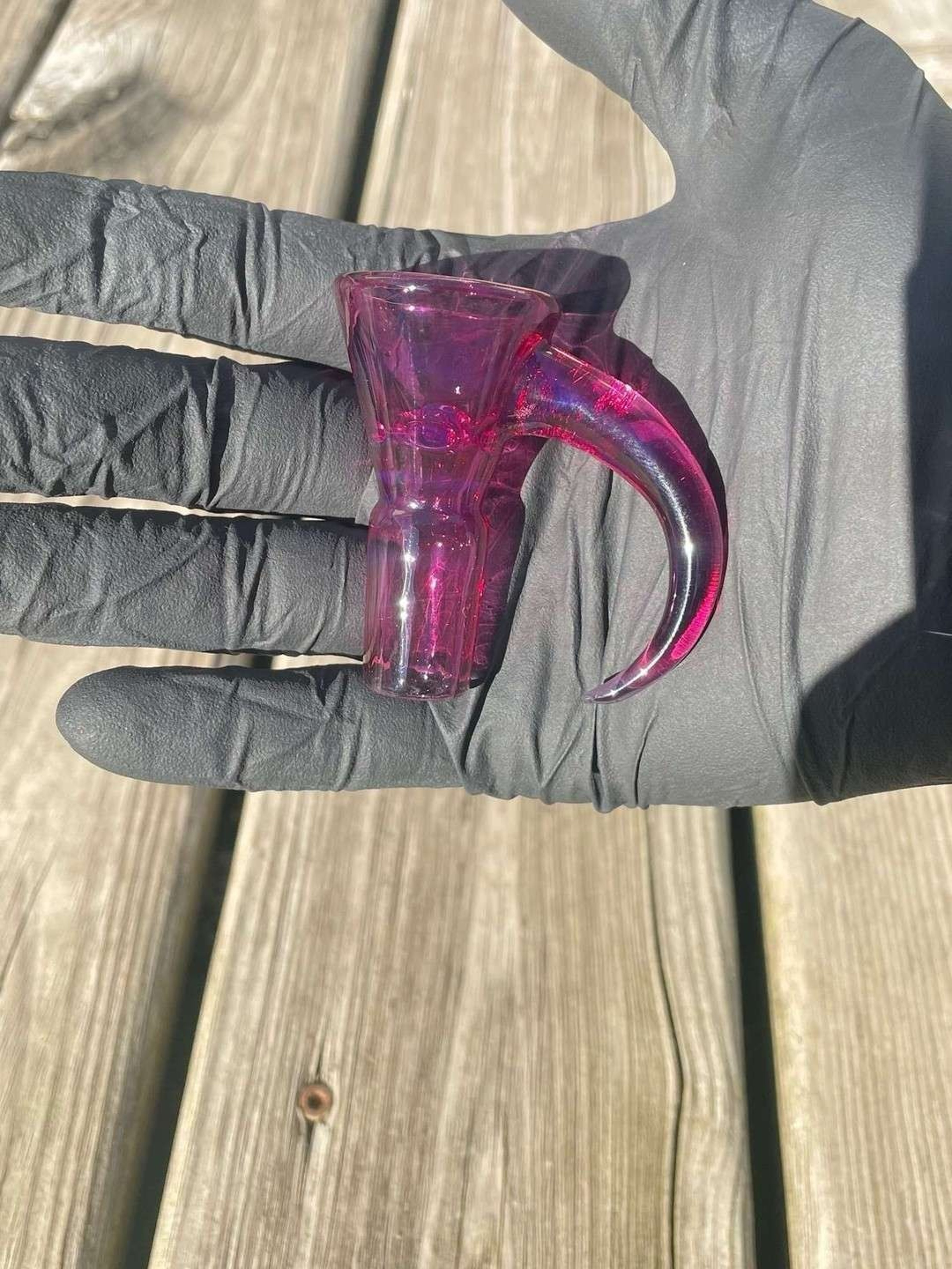 Preview pic of Ureglass 18mm 4 hole slide