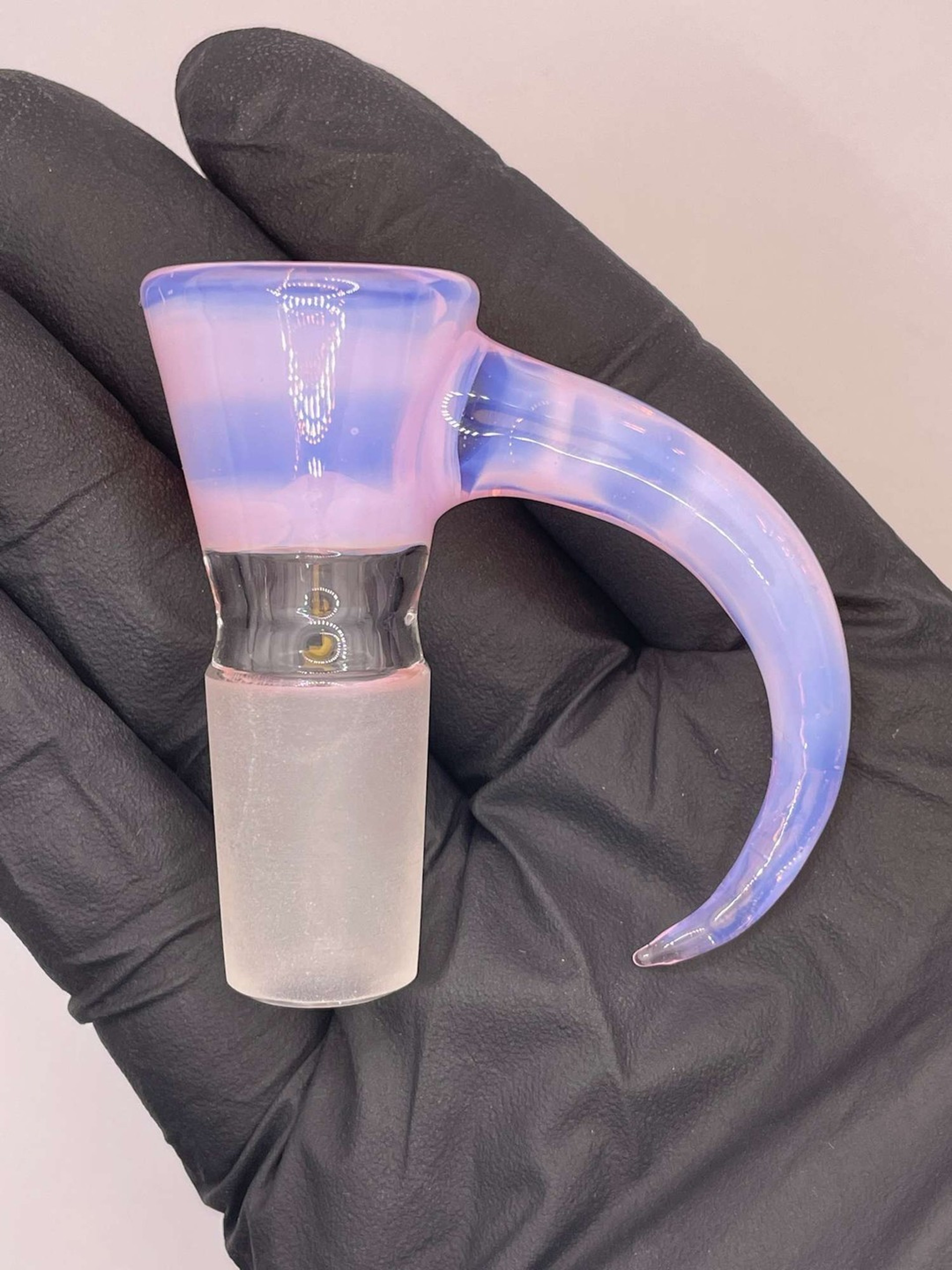 Preview pic of UreGlass 18mm 4 hole slide - blush