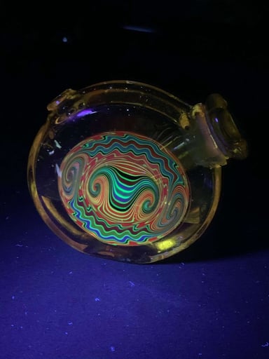 Preview pic of 10mm lemondrop uv kalman_glass puck