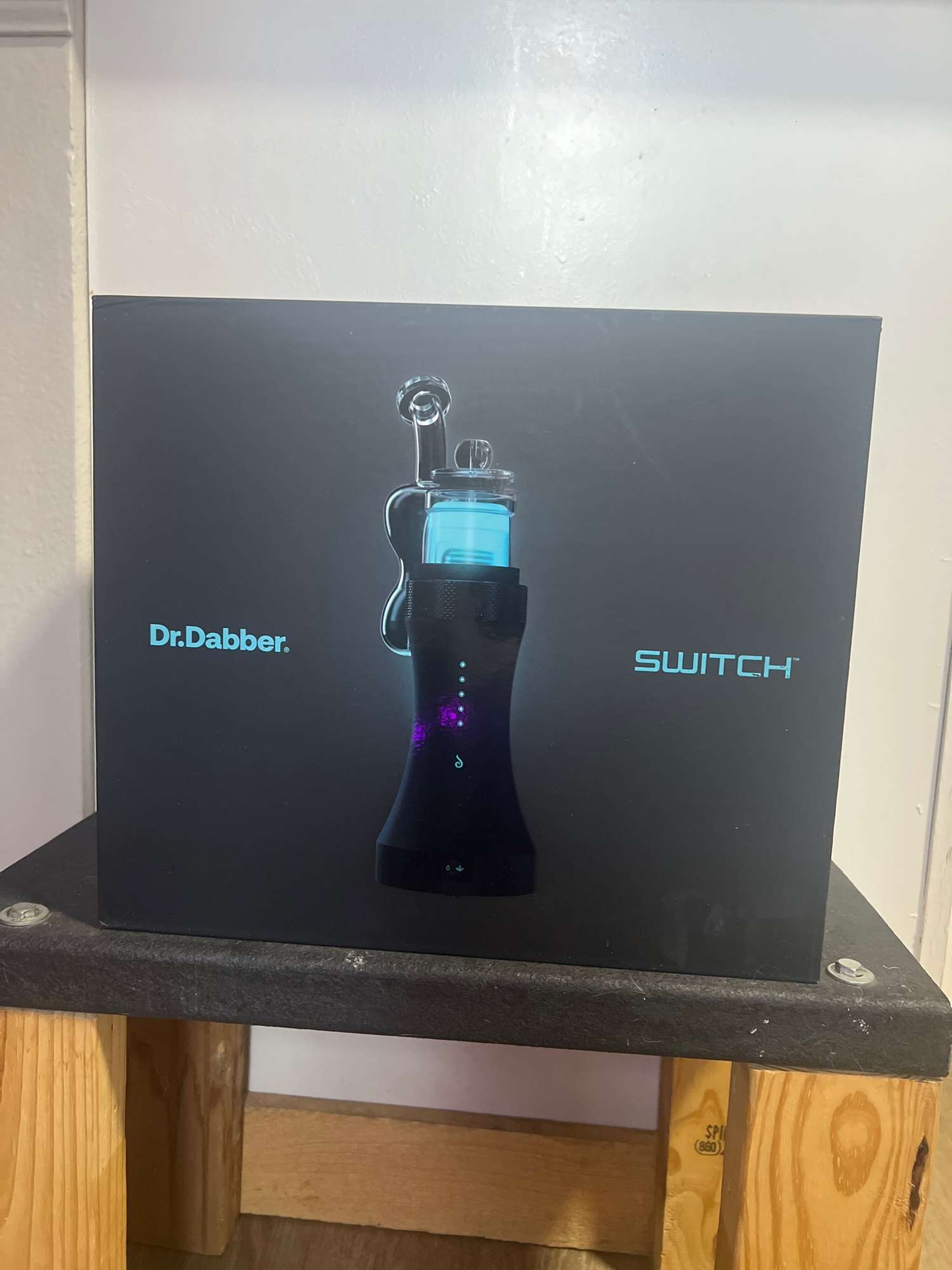Dr Dabber switch - Battery ONLY with accessories image 0