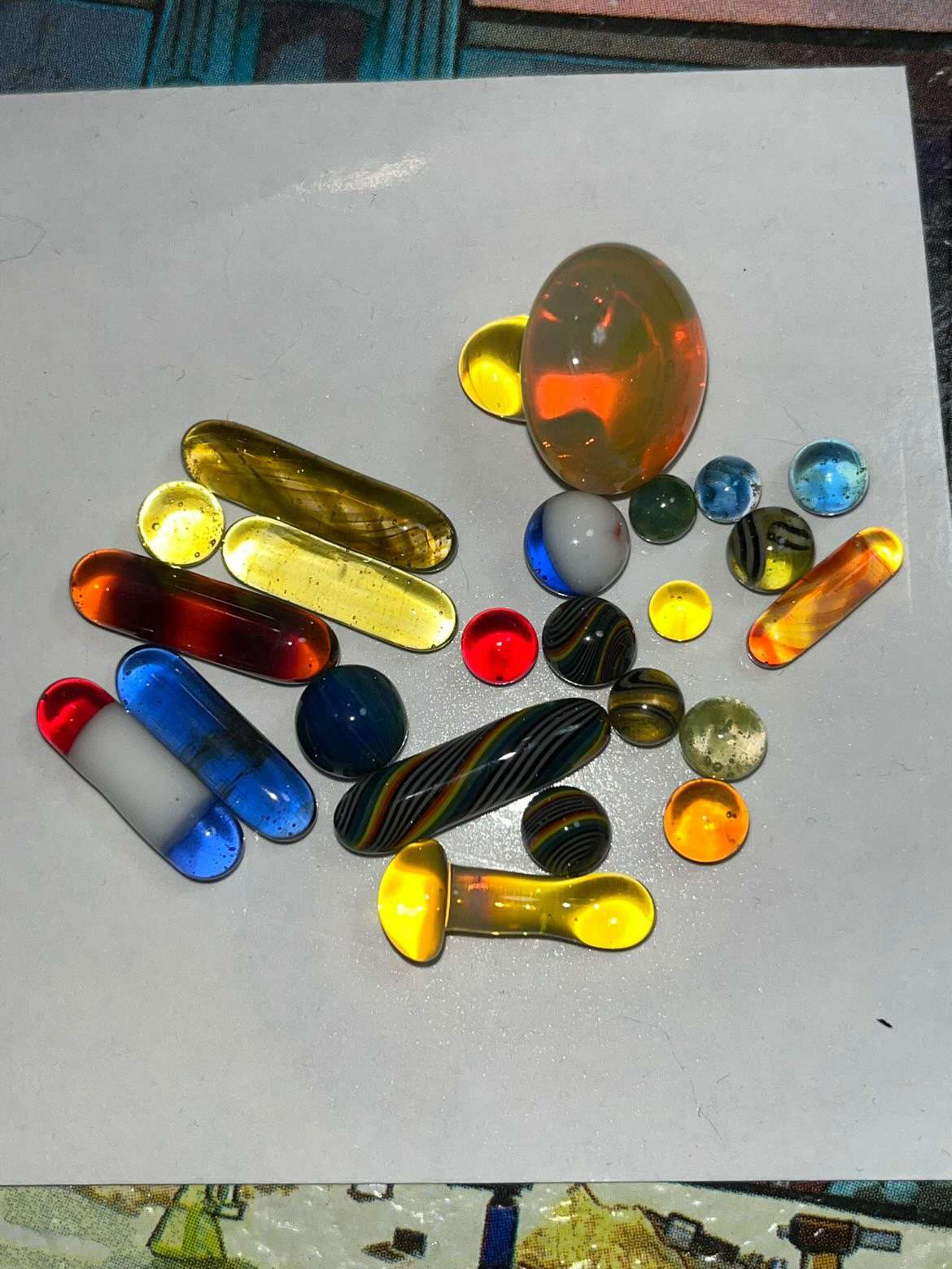 Multiple pillers and pearls image 0