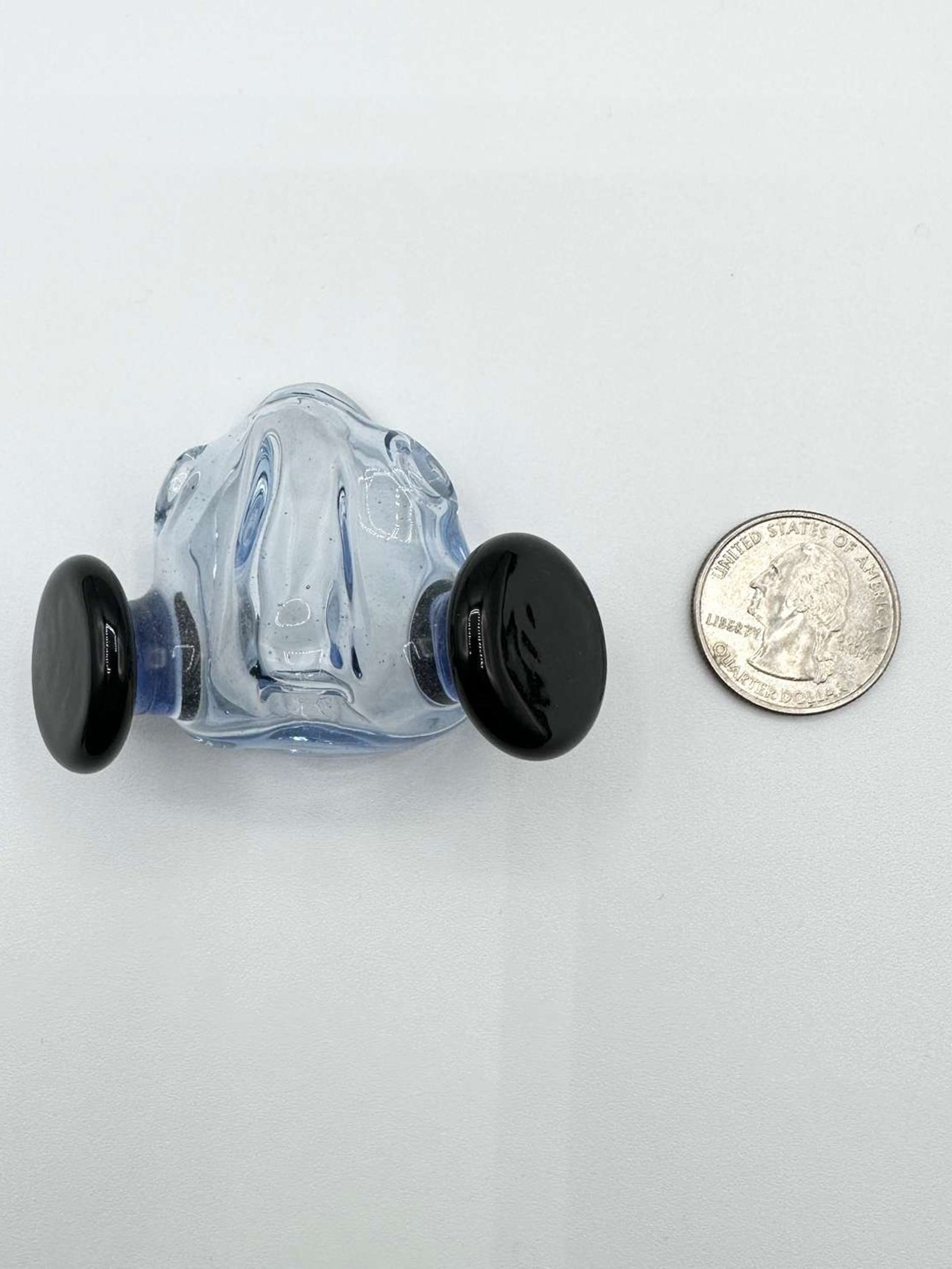 Rone Glass Respirator Pendant image 0