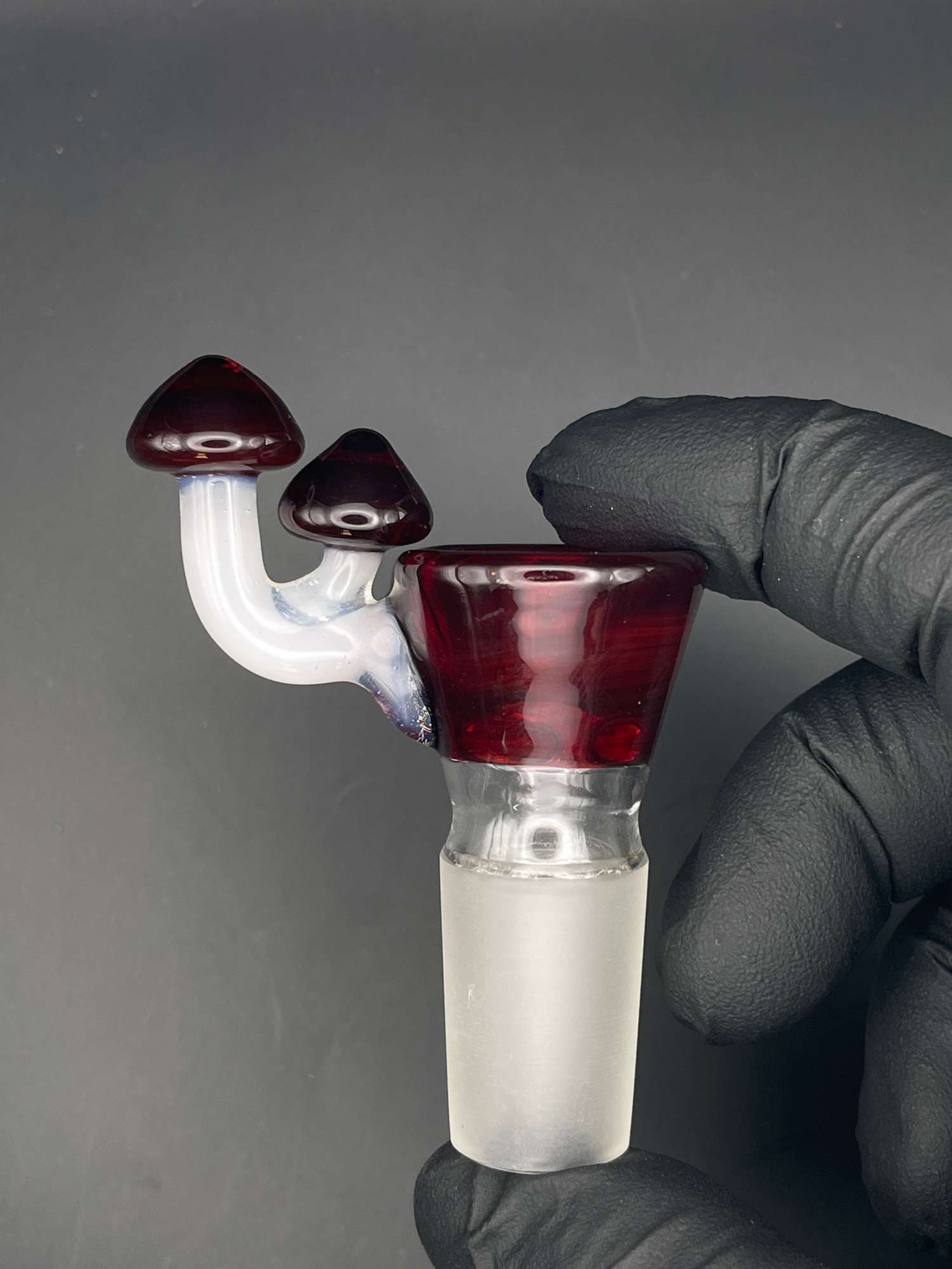 Preview pic of Ureglass 18/4 shroom slide halfblood/ glowstick