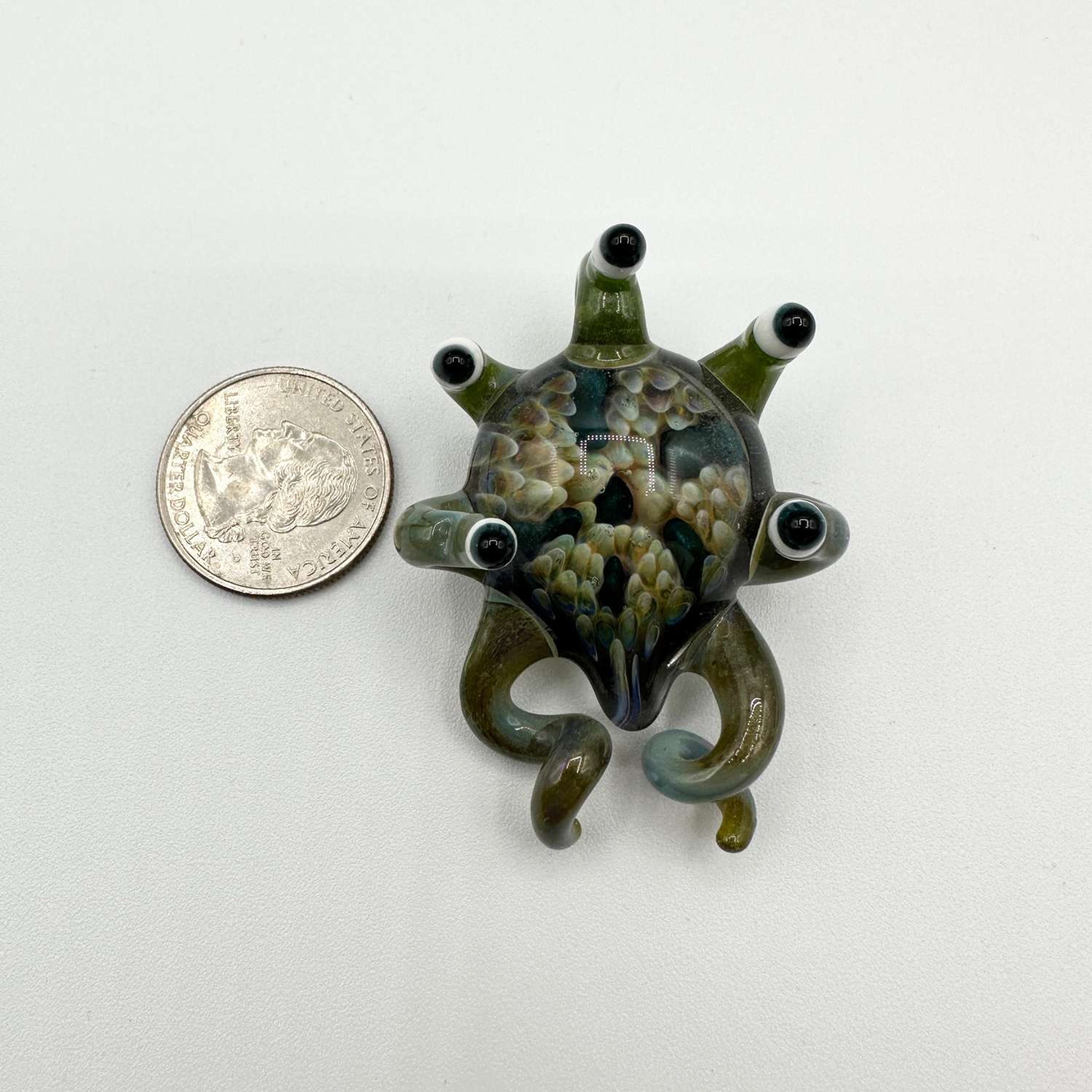 Preview pic of Multi Eyed Alien Pendant