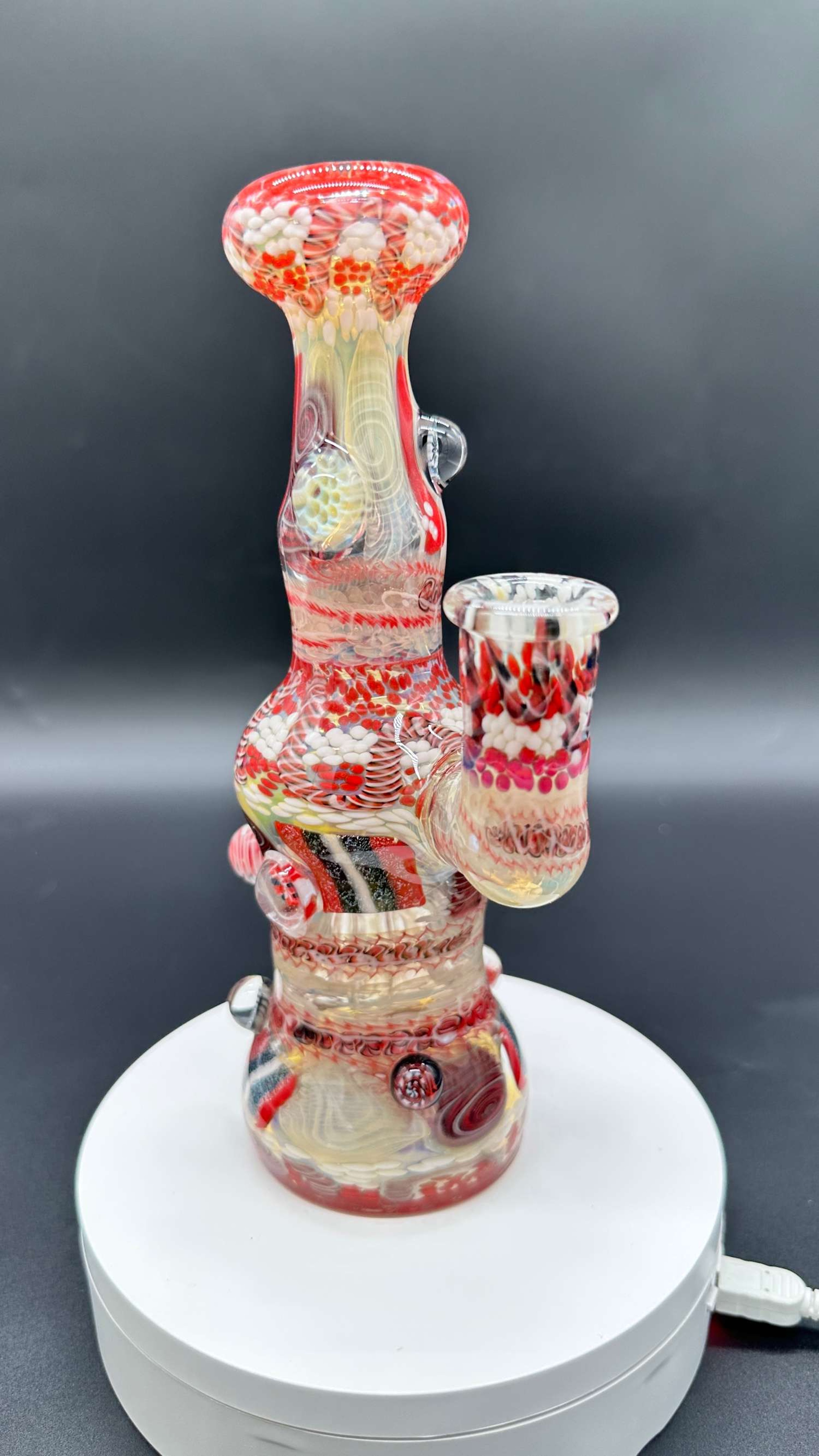 Preview pic of HEADY, GLORIAS GLASS