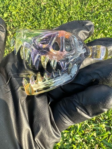 Preview pic of Kerm Glass Dino Head Pendant