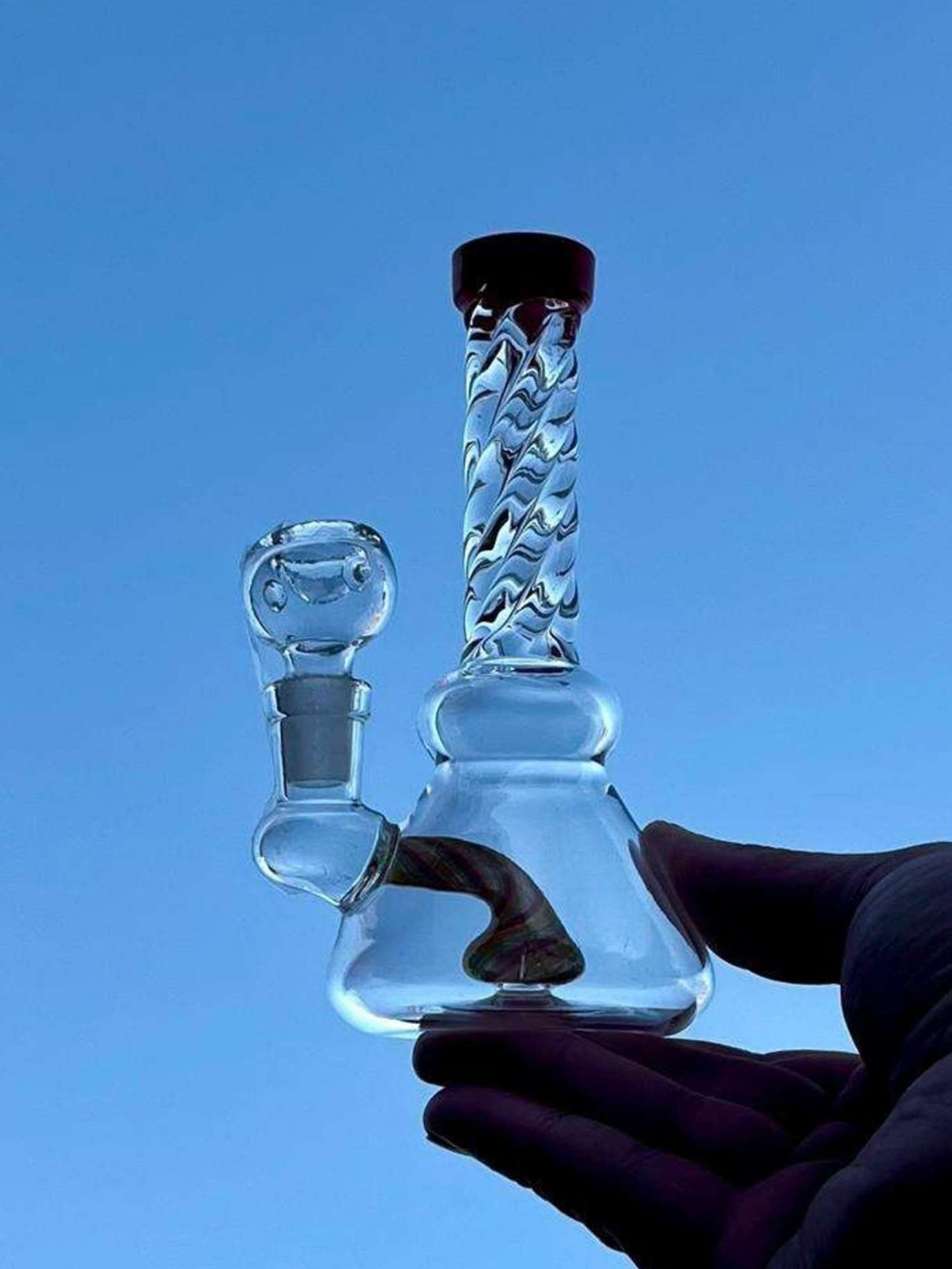 Preview pic of 6" Mini Glass Bong Rig