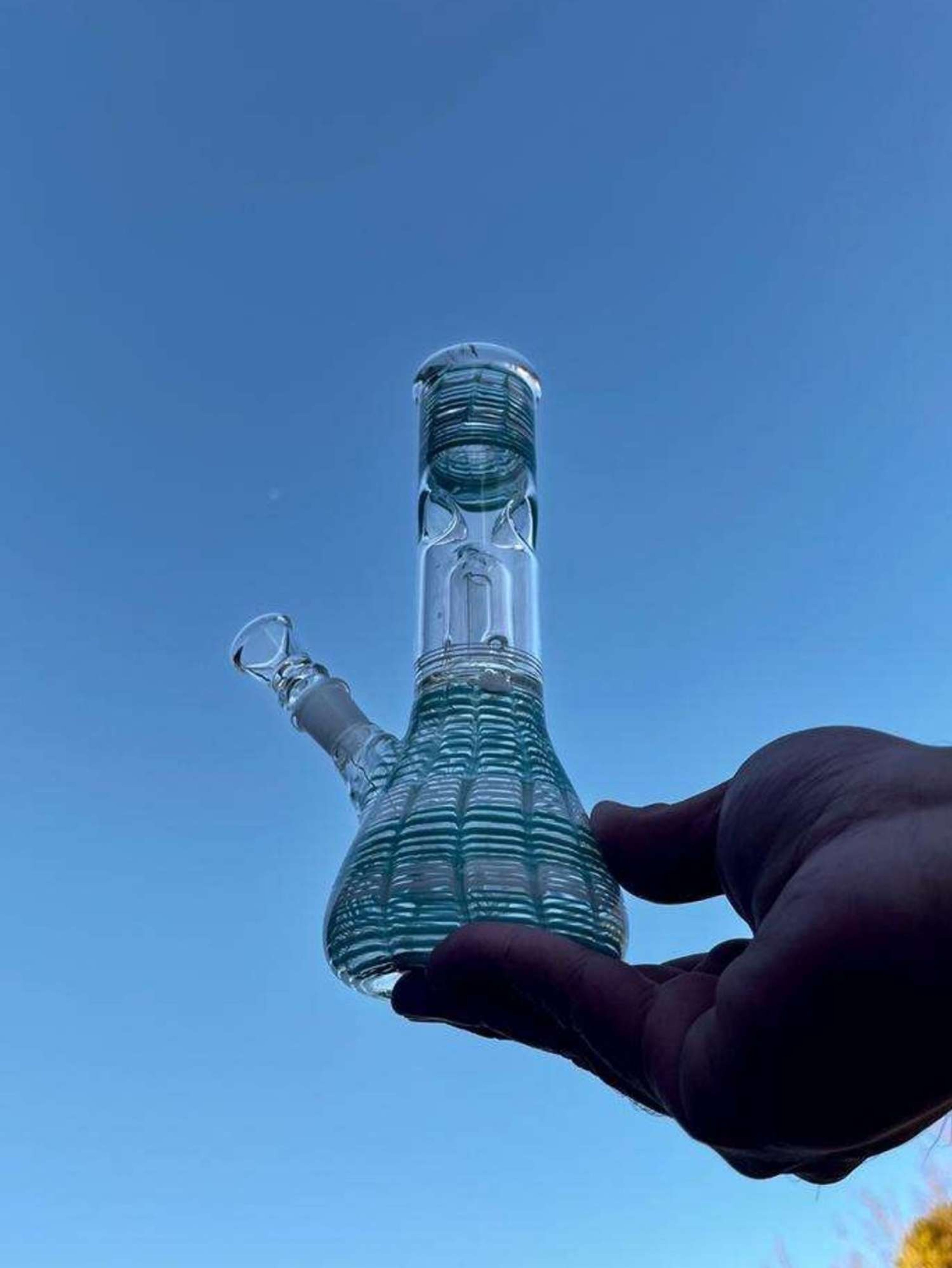 Preview pic of 8” Water Glass Bong Rig