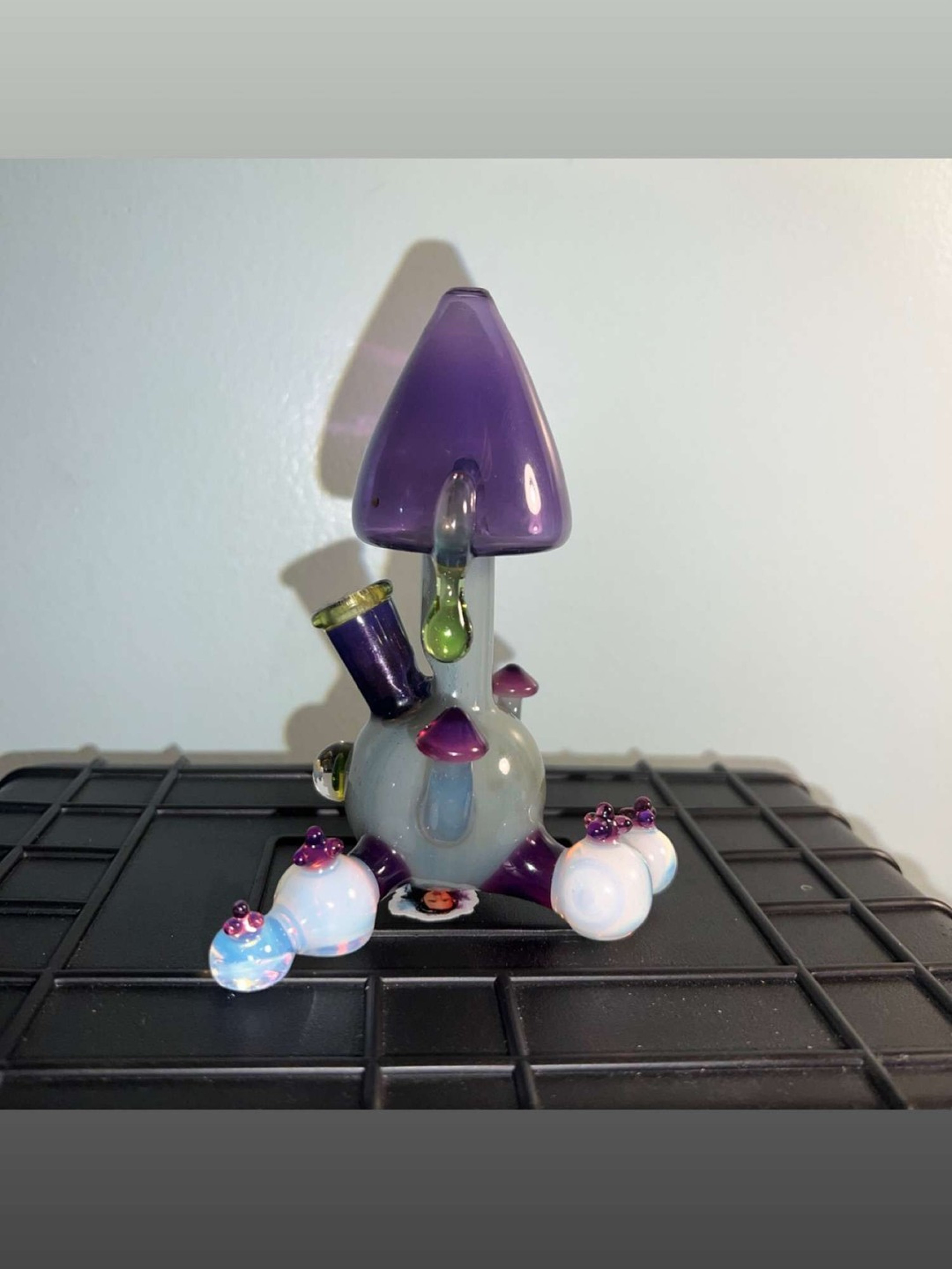 Preview pic of J Walker Glass Mushroom rig