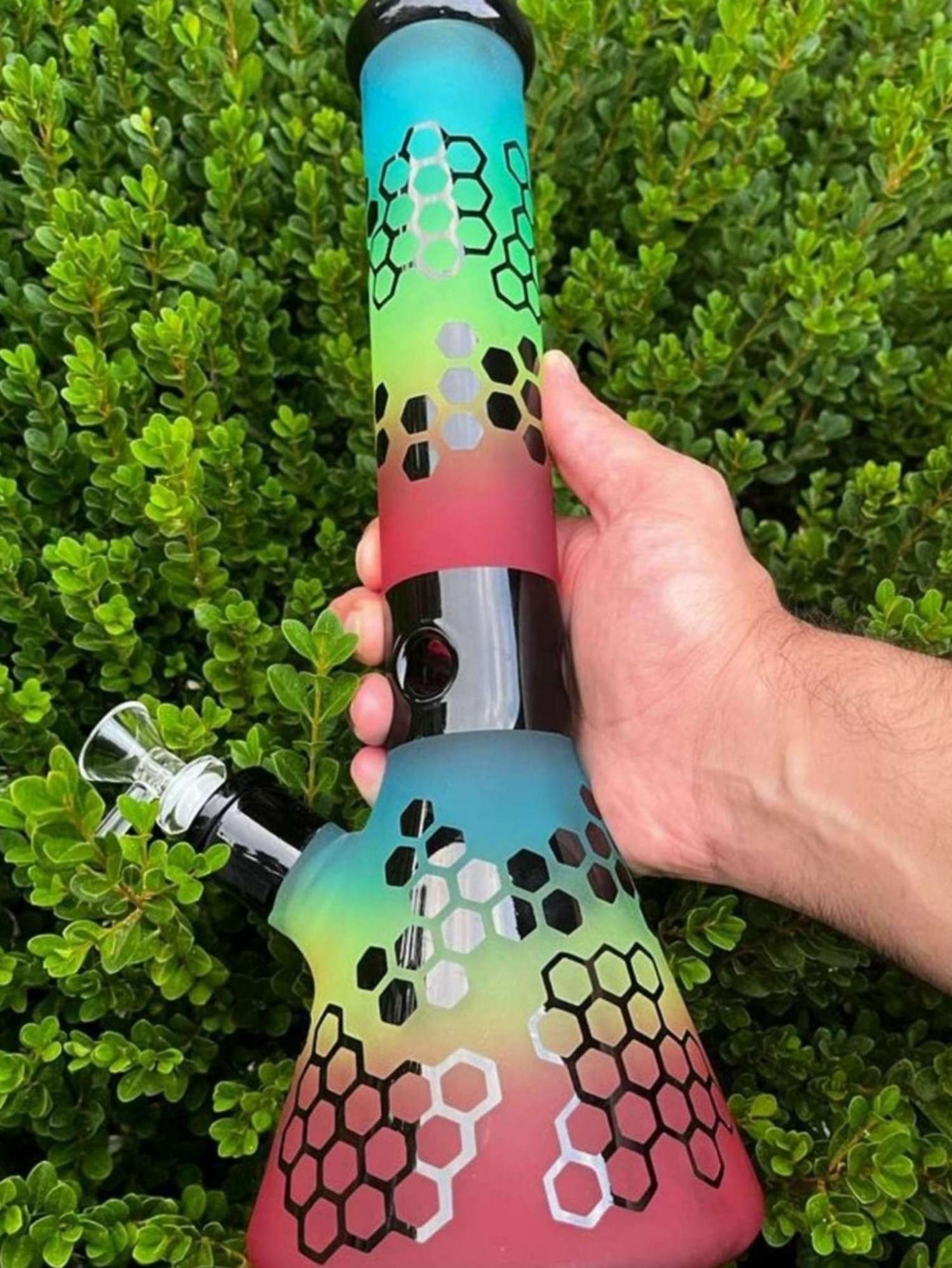 Preview pic of 13" Honeycomb Glass Bong Rig