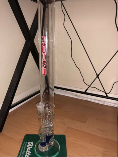 Preview pic of Rehab glass bong