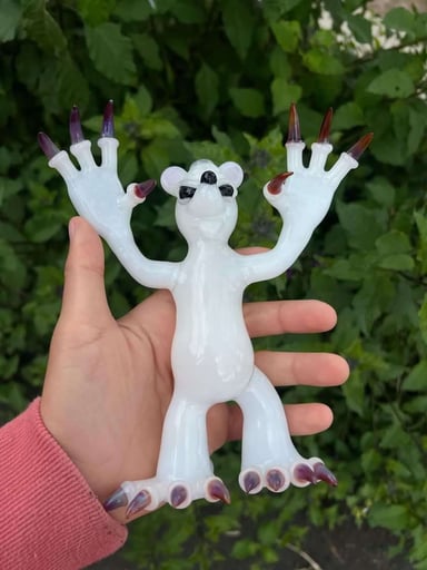 Preview pic of Lucid glass polar bear