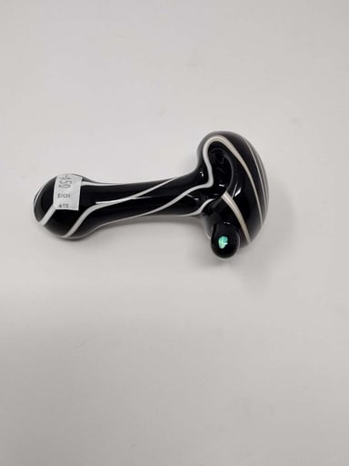 Preview pic of Black and white opal spoon