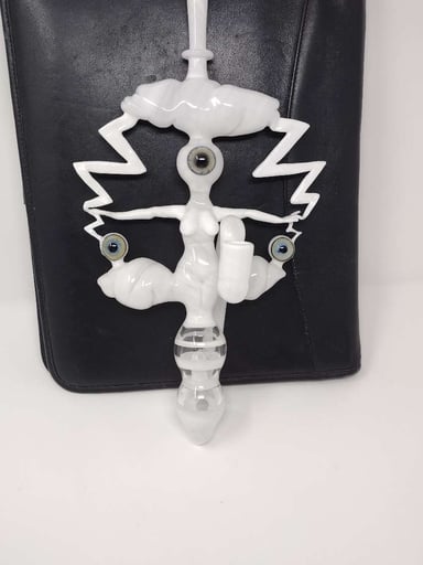 Preview pic of Ironlungs eyeball/woman rig