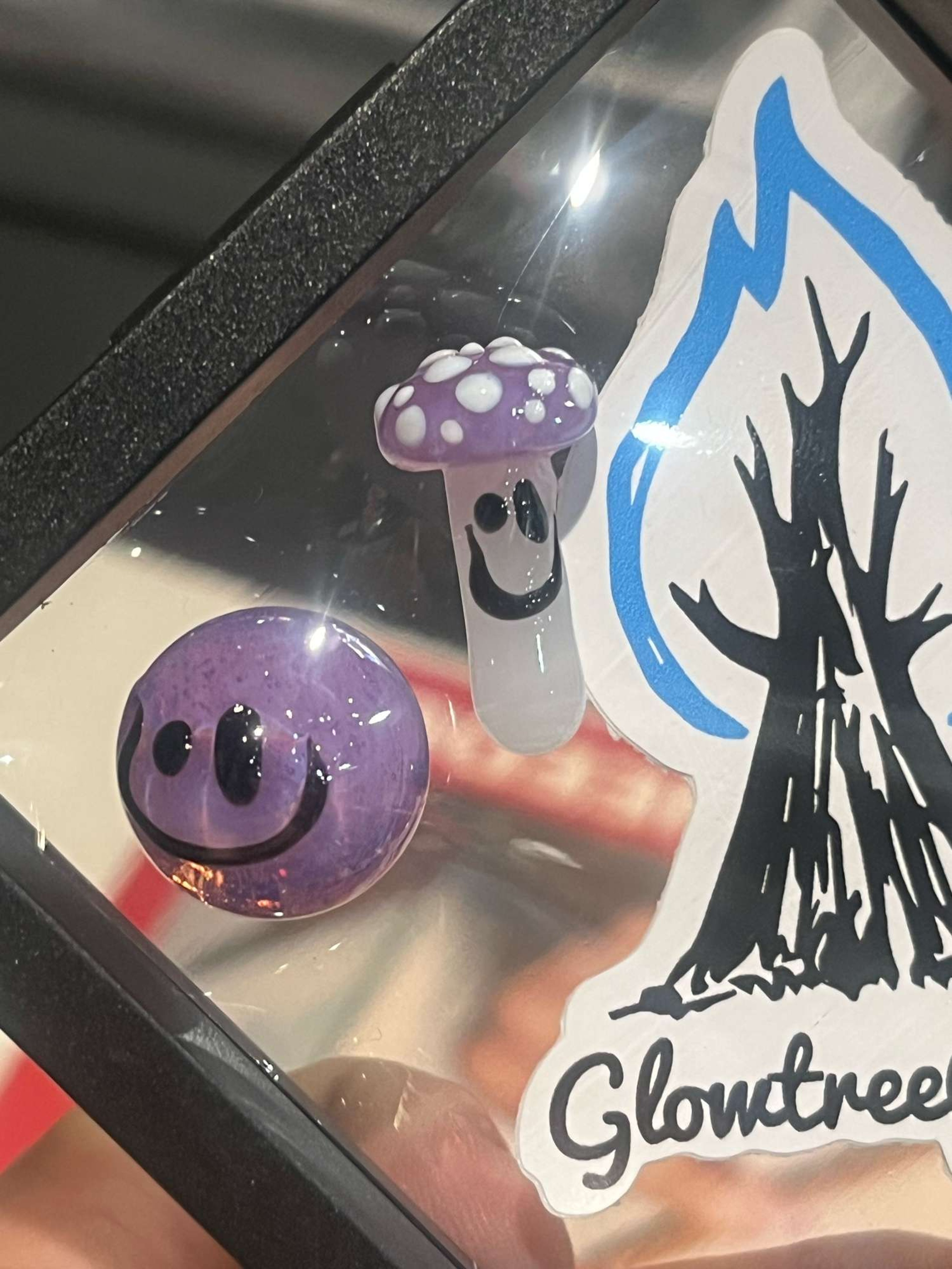 GlowTree Glass smiley mushroom slurper set! image 0