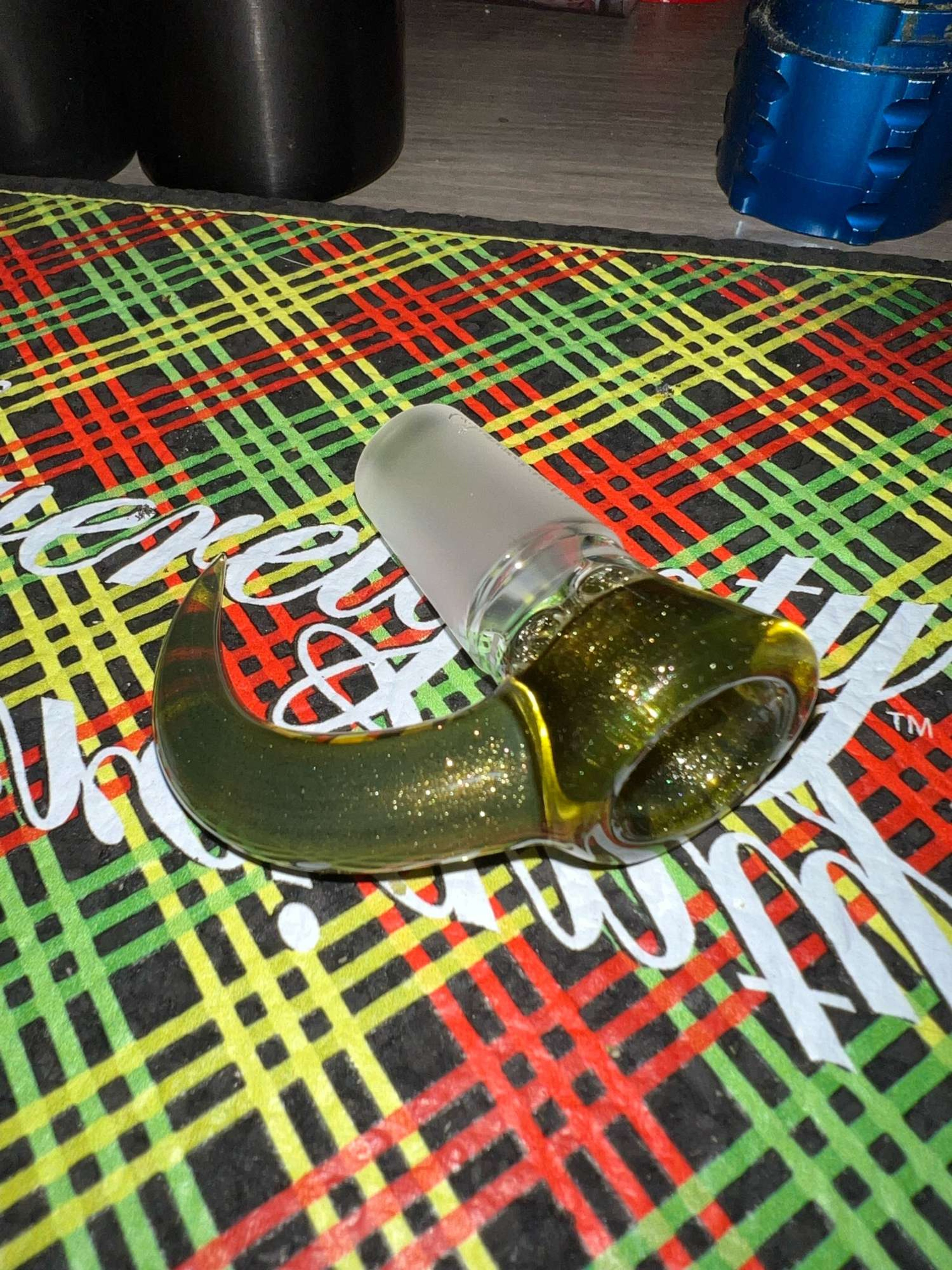 Preview pic of FA Yellow Jacket Slide 