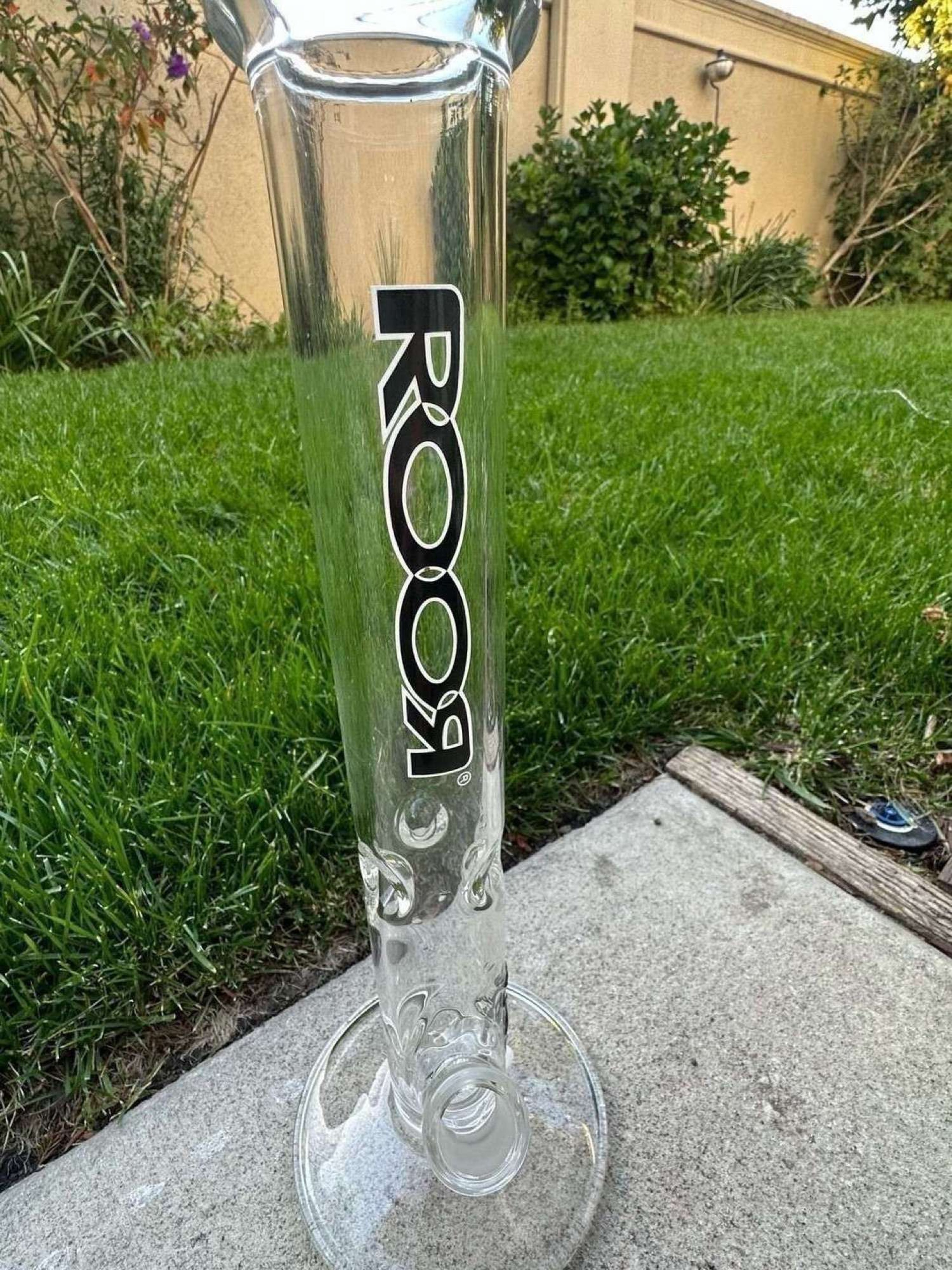 Preview pic of ROOR 14” 45x5 Straight Tube, 17” Dime Bags Duffle, Headie Eddie’s tablets