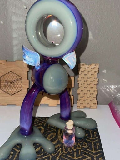 Preview pic of Standing Bird 