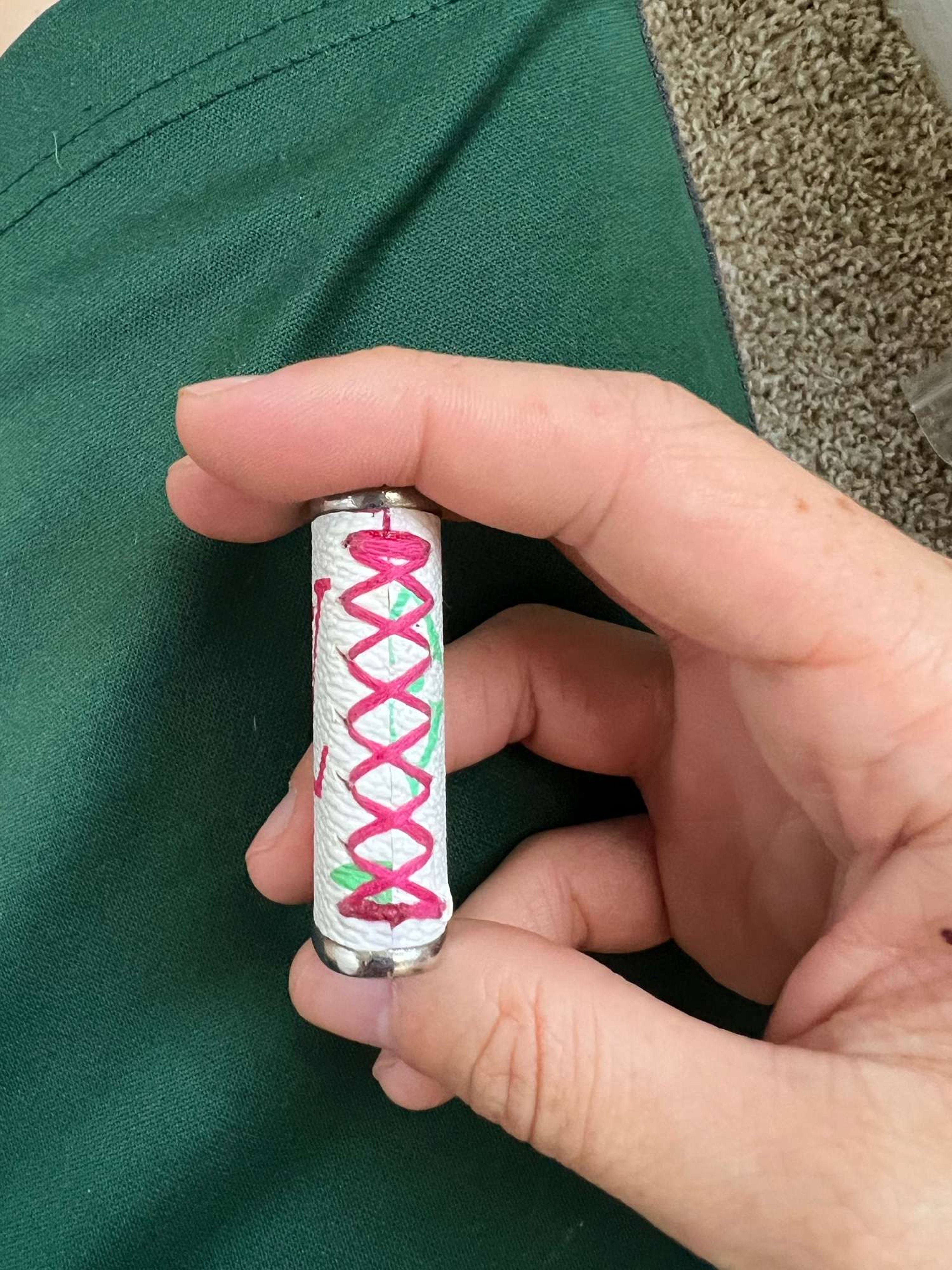 LV lighter sleeve image 0