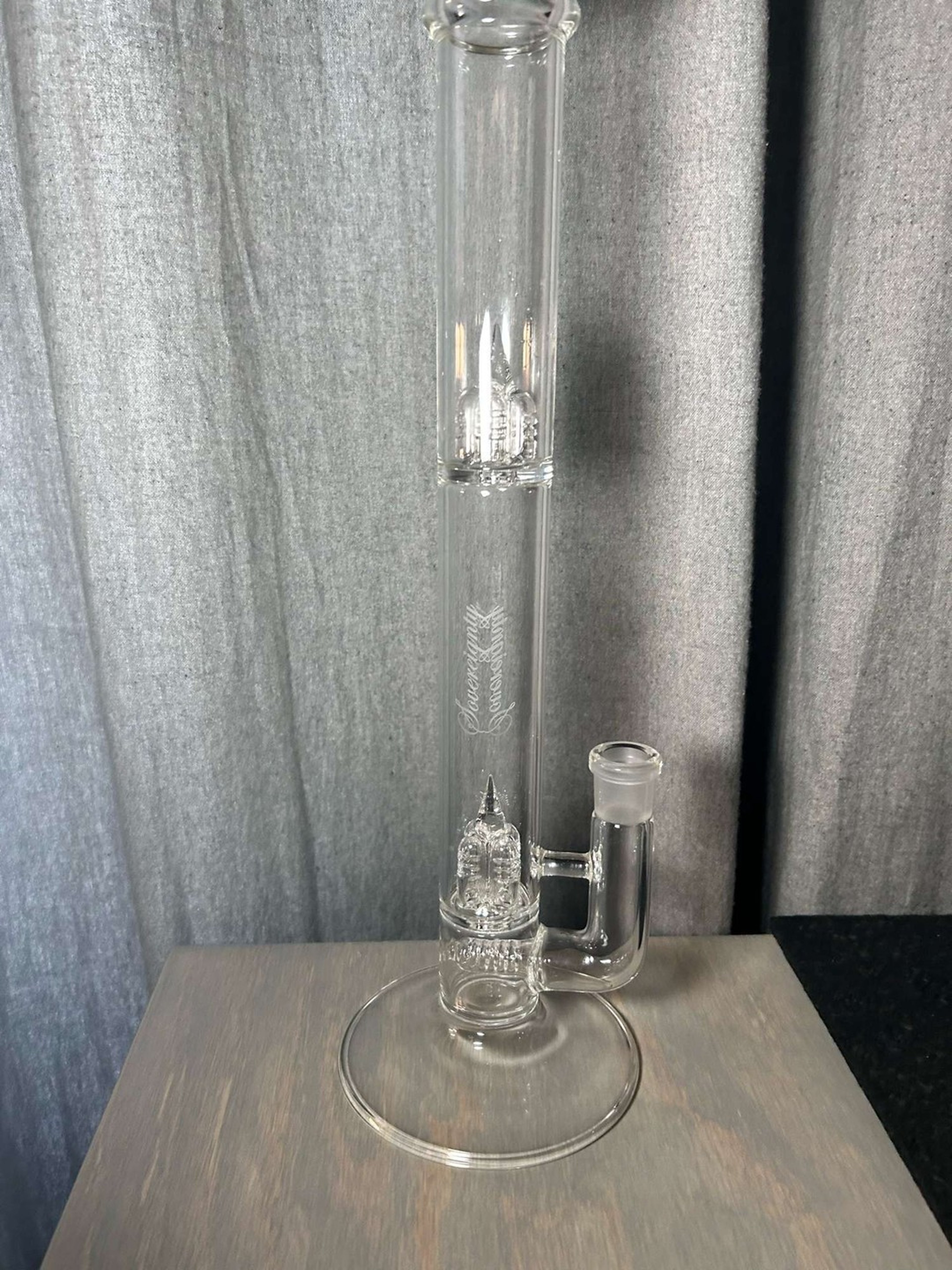 Preview pic of Sovereignty Glass 44 