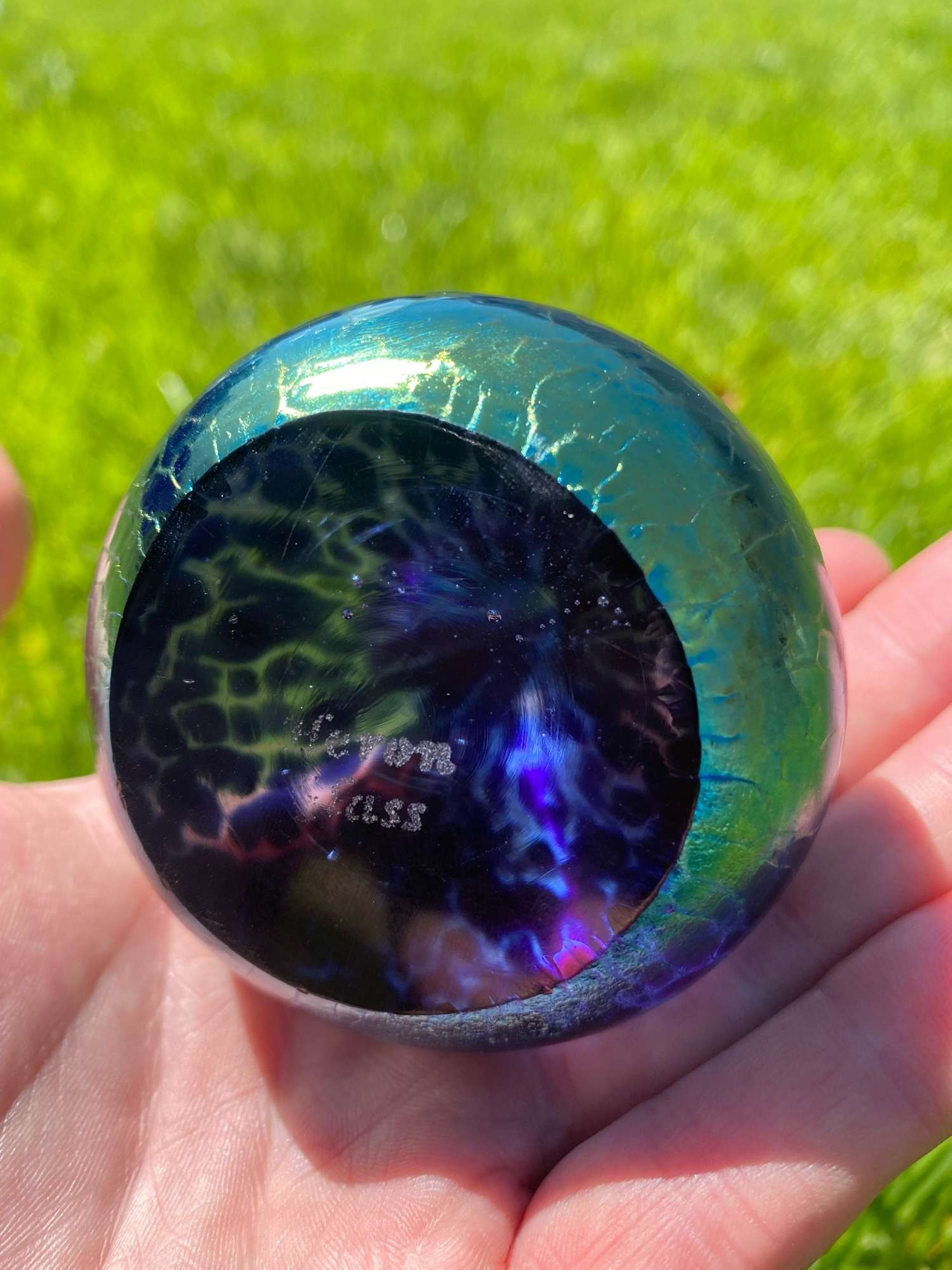 Preview pic of Vintage English Heron Iridescent Glass Onion