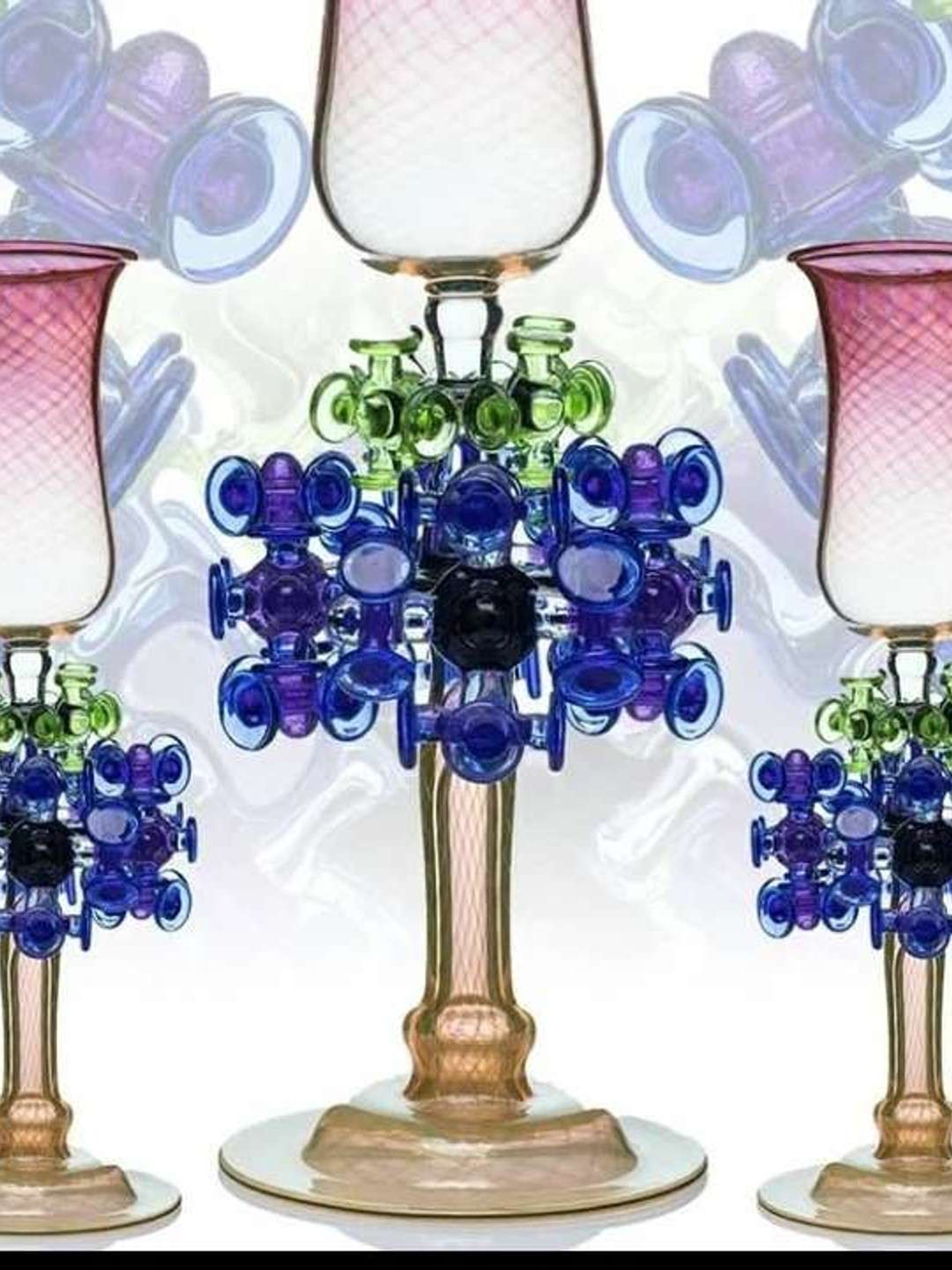 Connecting Circles Centerpiece image 0