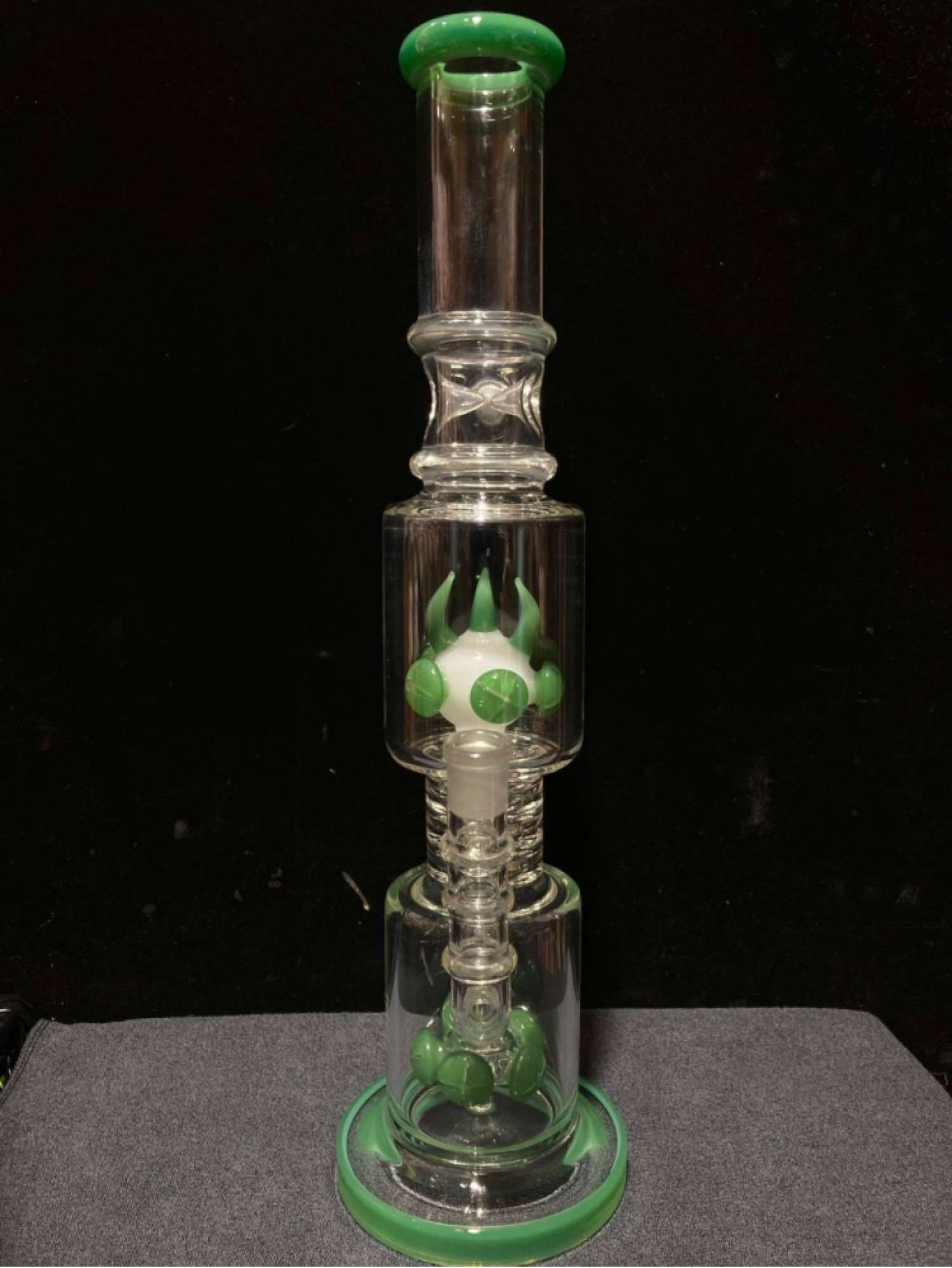 Jade Green Bong image 0